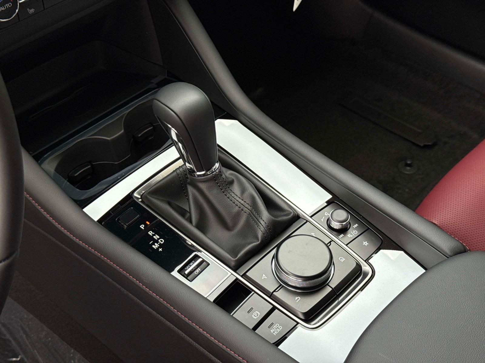 2026 Mazda Mazda3 Hatchback 2.5 S Carbon Edition