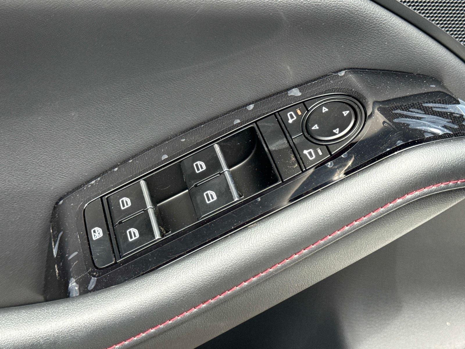 2026 Mazda Mazda3 Hatchback 2.5 S Carbon Edition