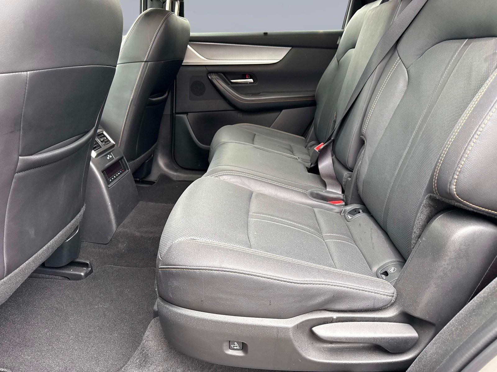 2025 Mazda CX-90 Preferred Package