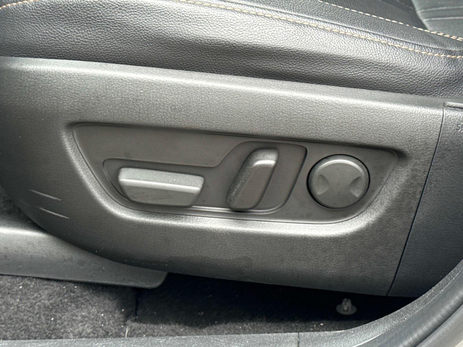 2025 Mazda CX-90 Preferred Package