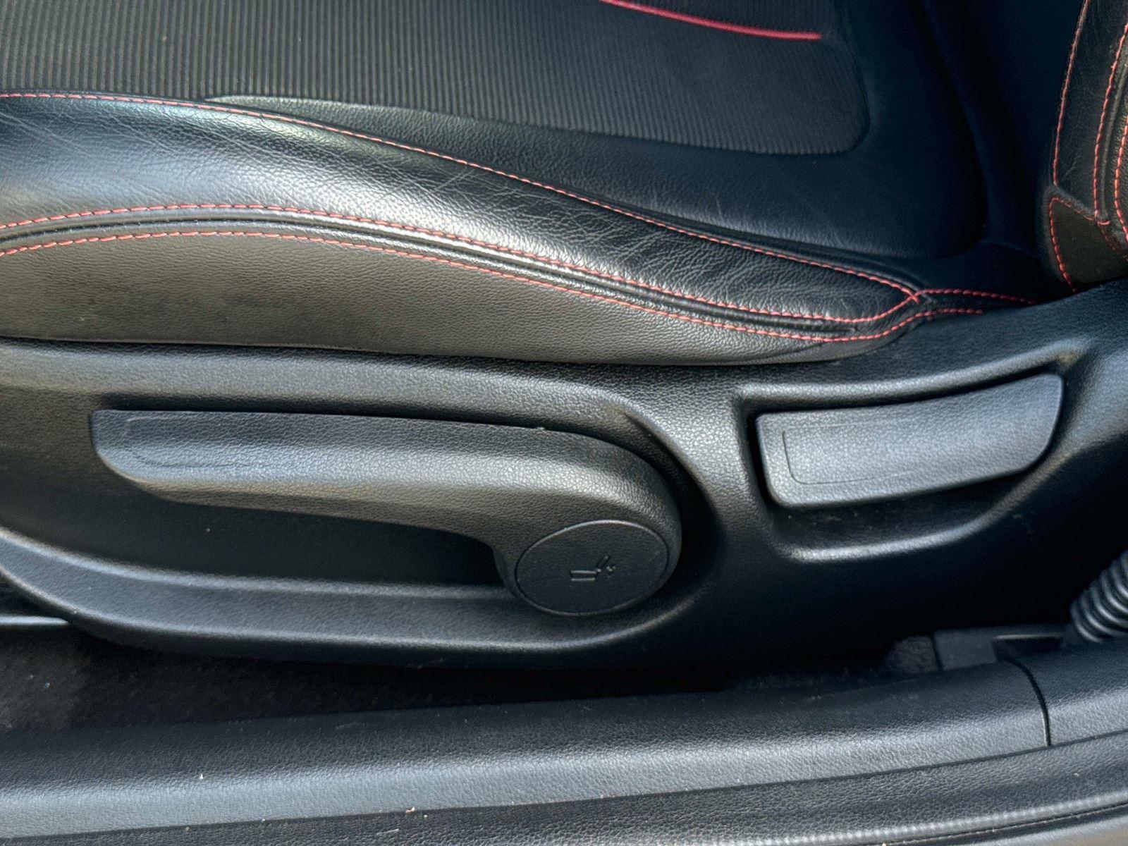 2020 Hyundai Veloster 2.0 Premium