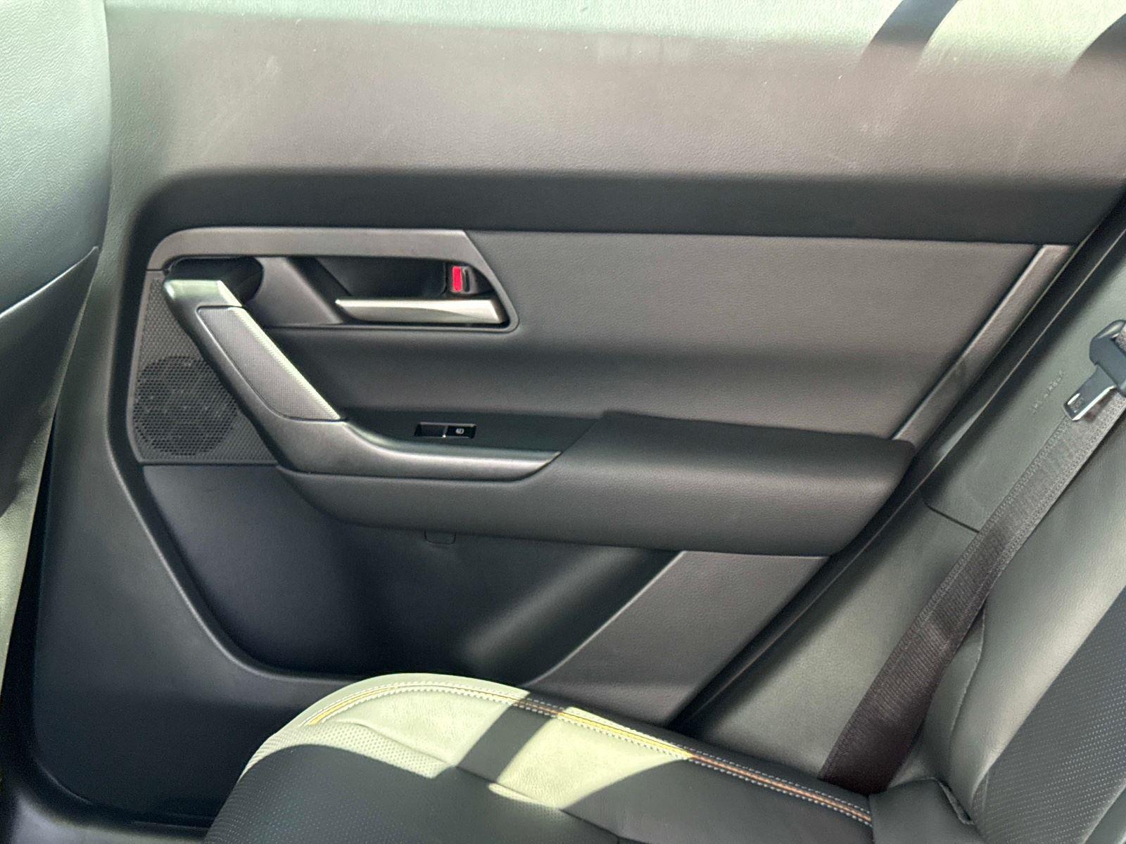 2026 Mazda CX-50 2.5 S Premium