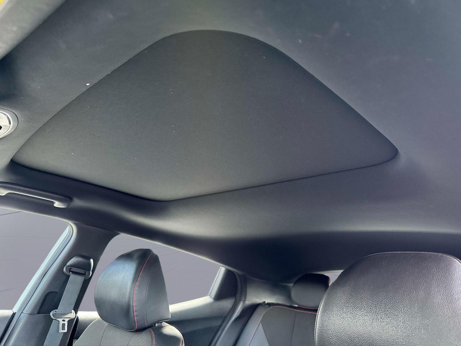 2020 Hyundai Veloster 2.0 Premium