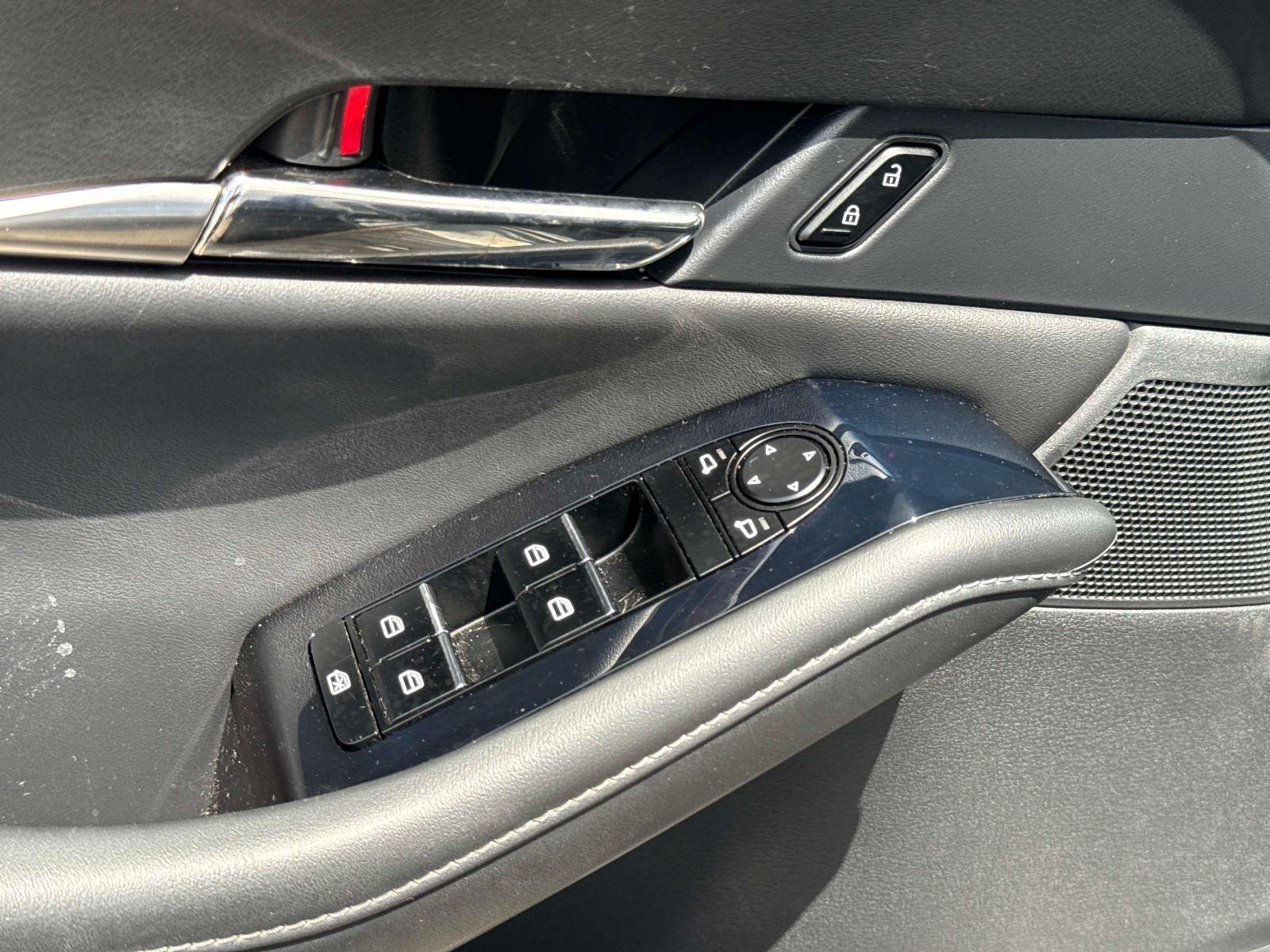 2023 Mazda CX-30 2.5 S Preferred Package