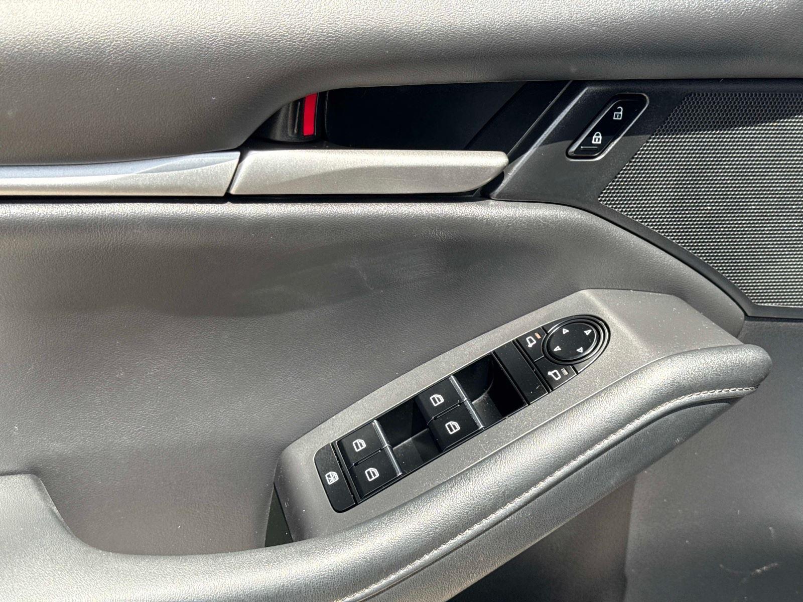 2020 Mazda Mazda3 Sedan Select Package