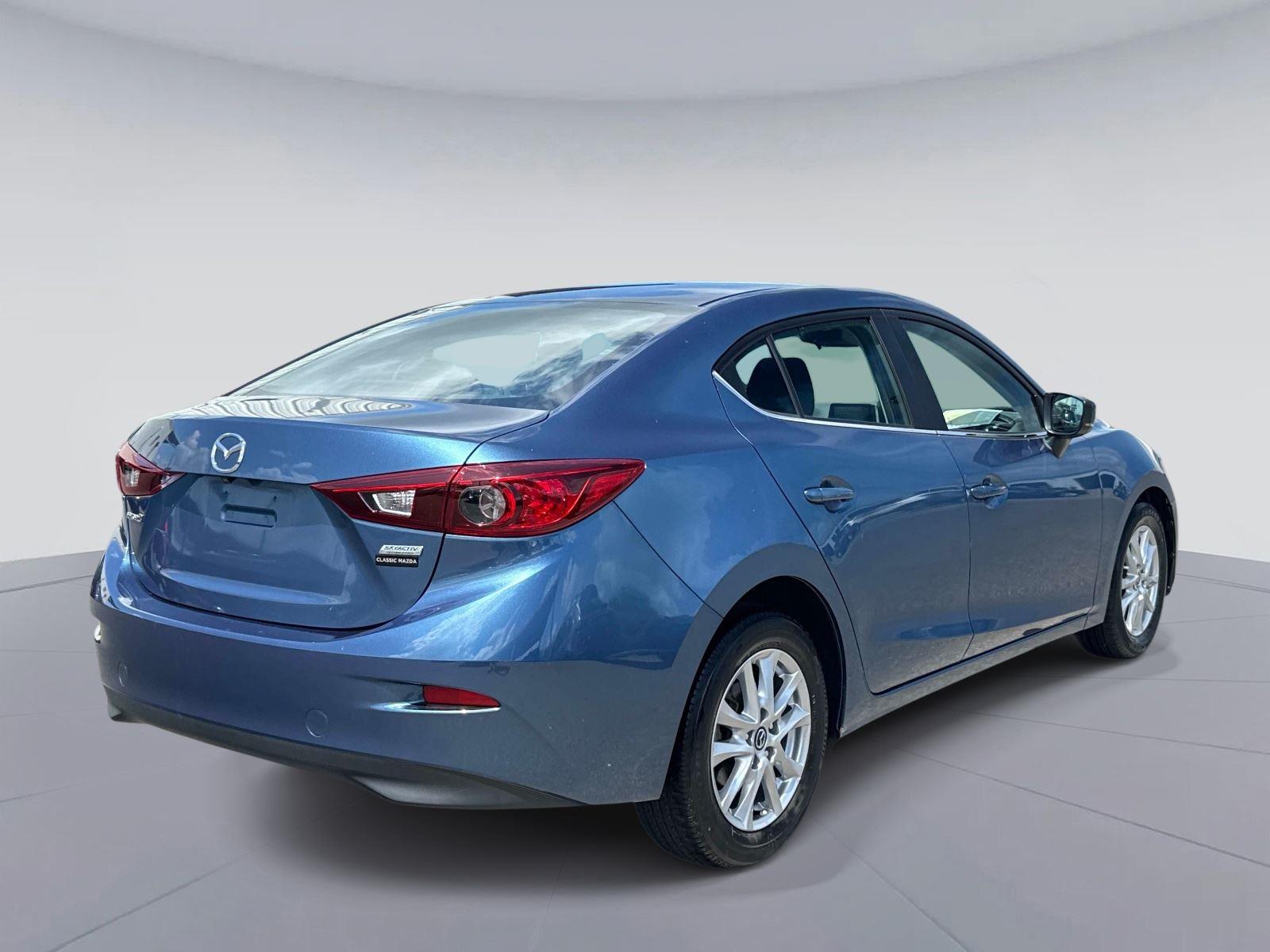 2018 Mazda Mazda3 4-Door Sport