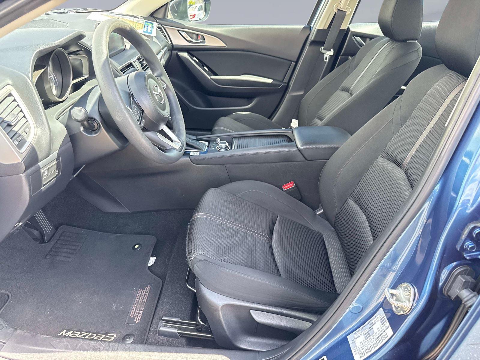 2018 Mazda Mazda3 4-Door Sport