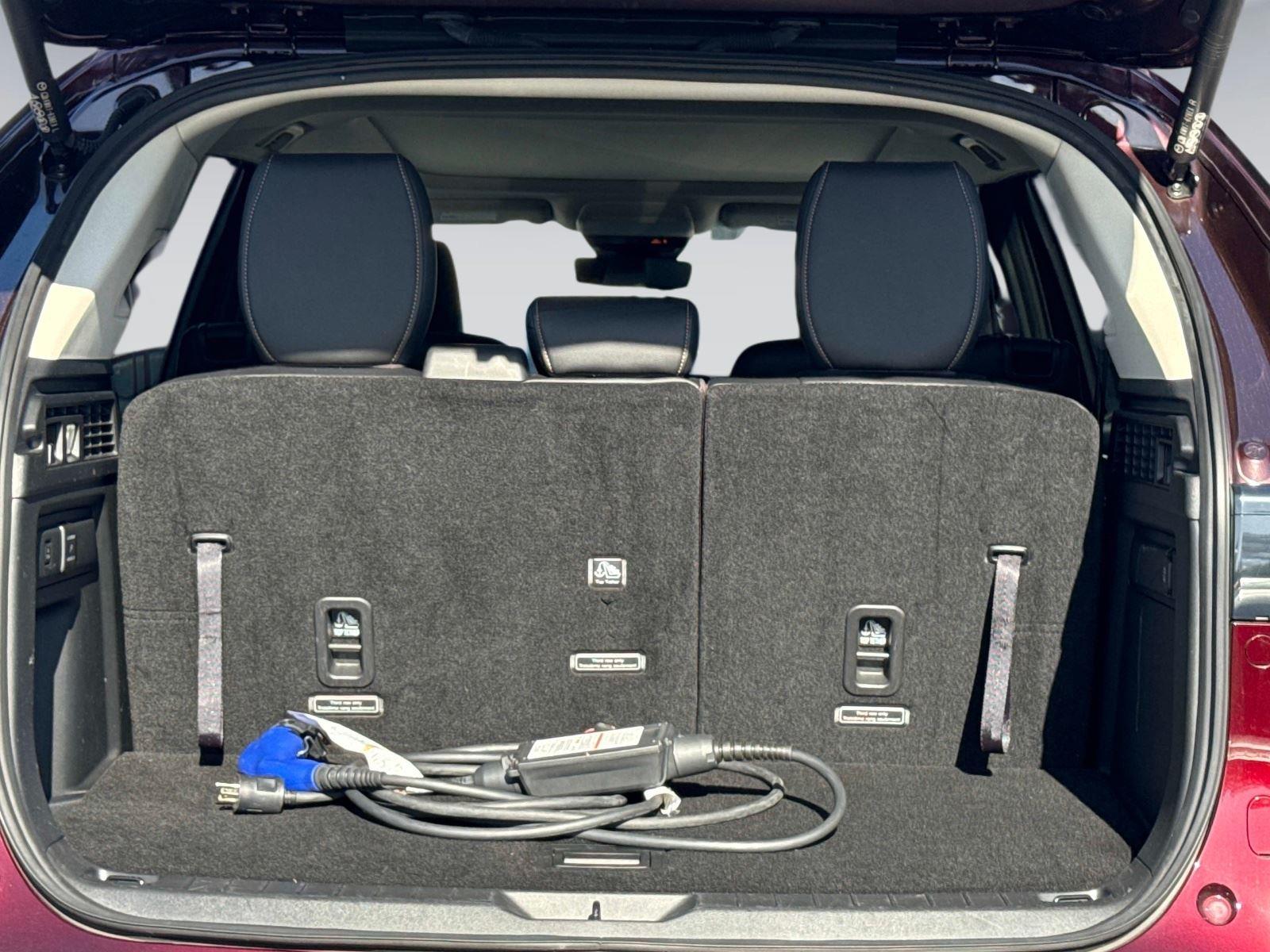 2024 Mazda CX-90 PHEV Premium