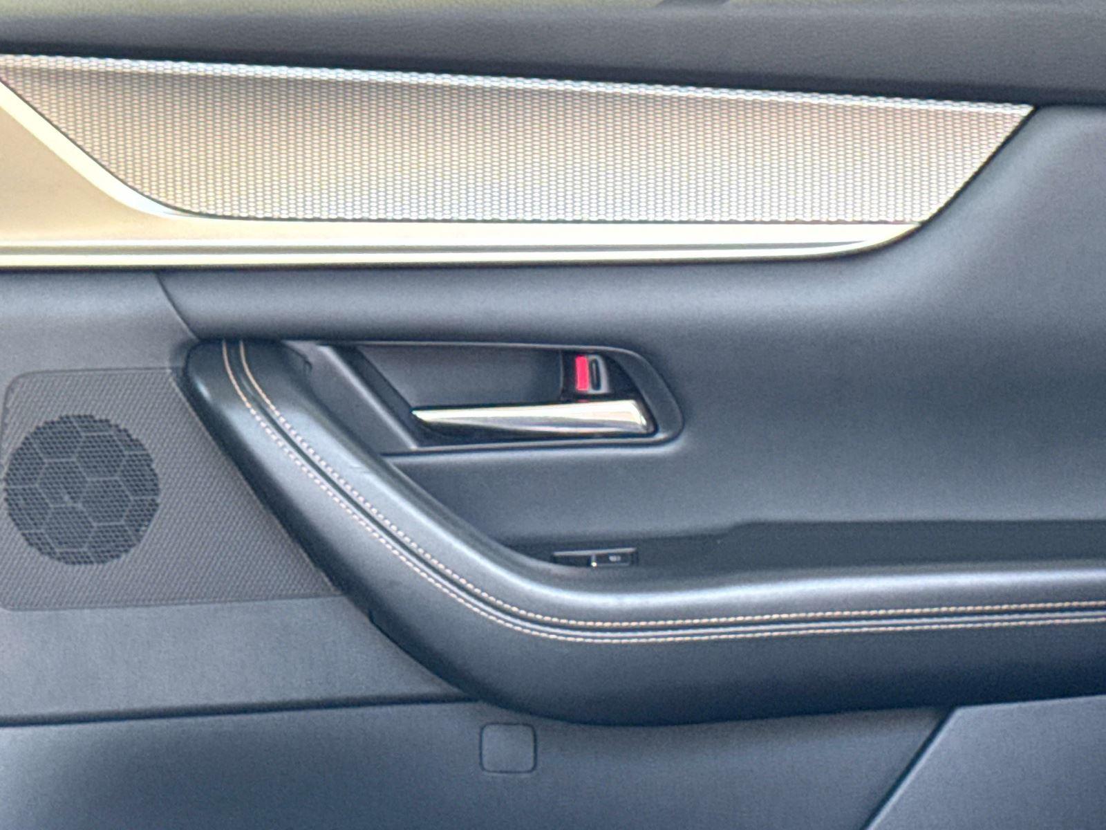 2024 Mazda CX-90 PHEV Premium