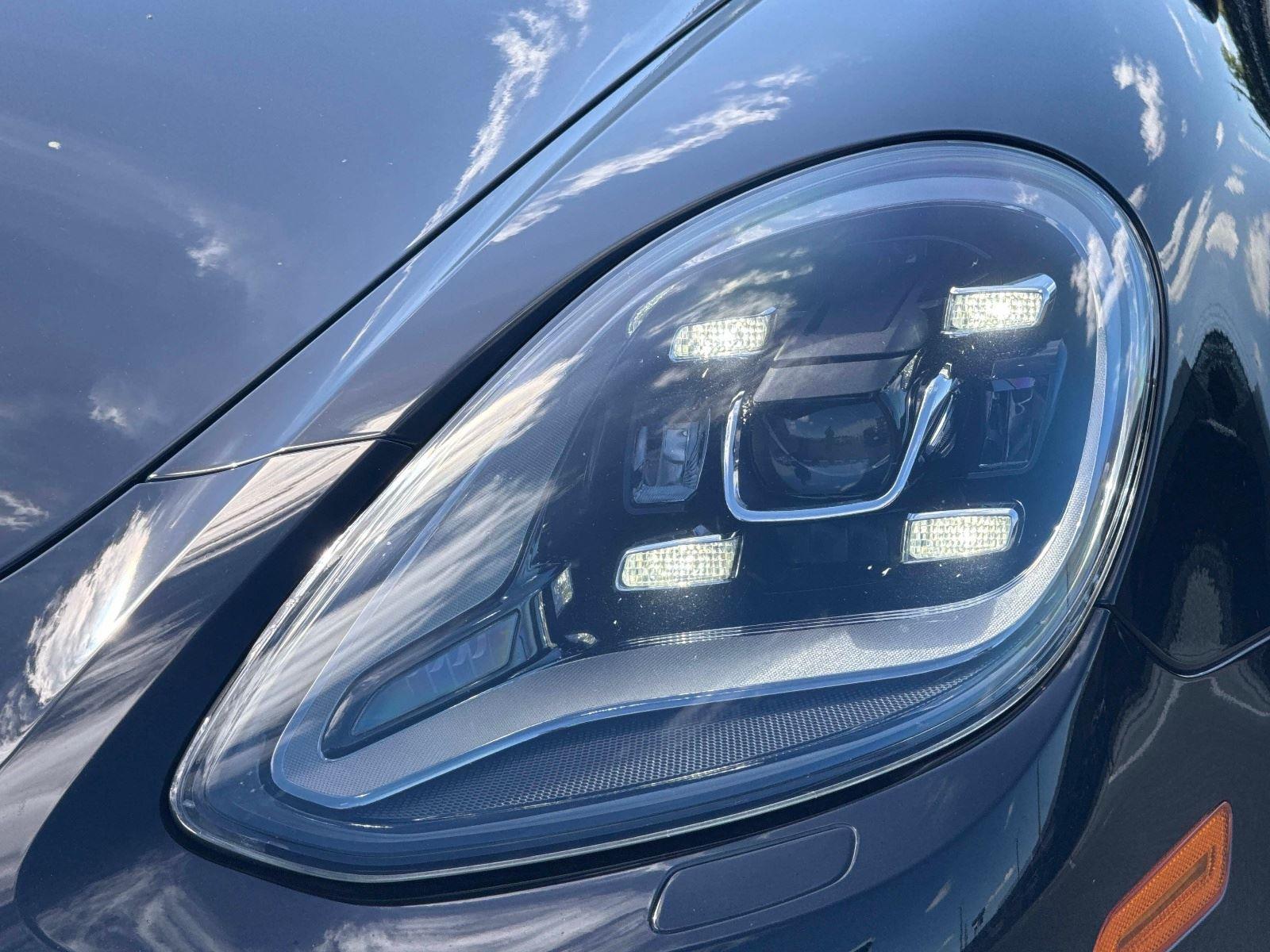 2020 Porsche Panamera 4 E-Hybrid