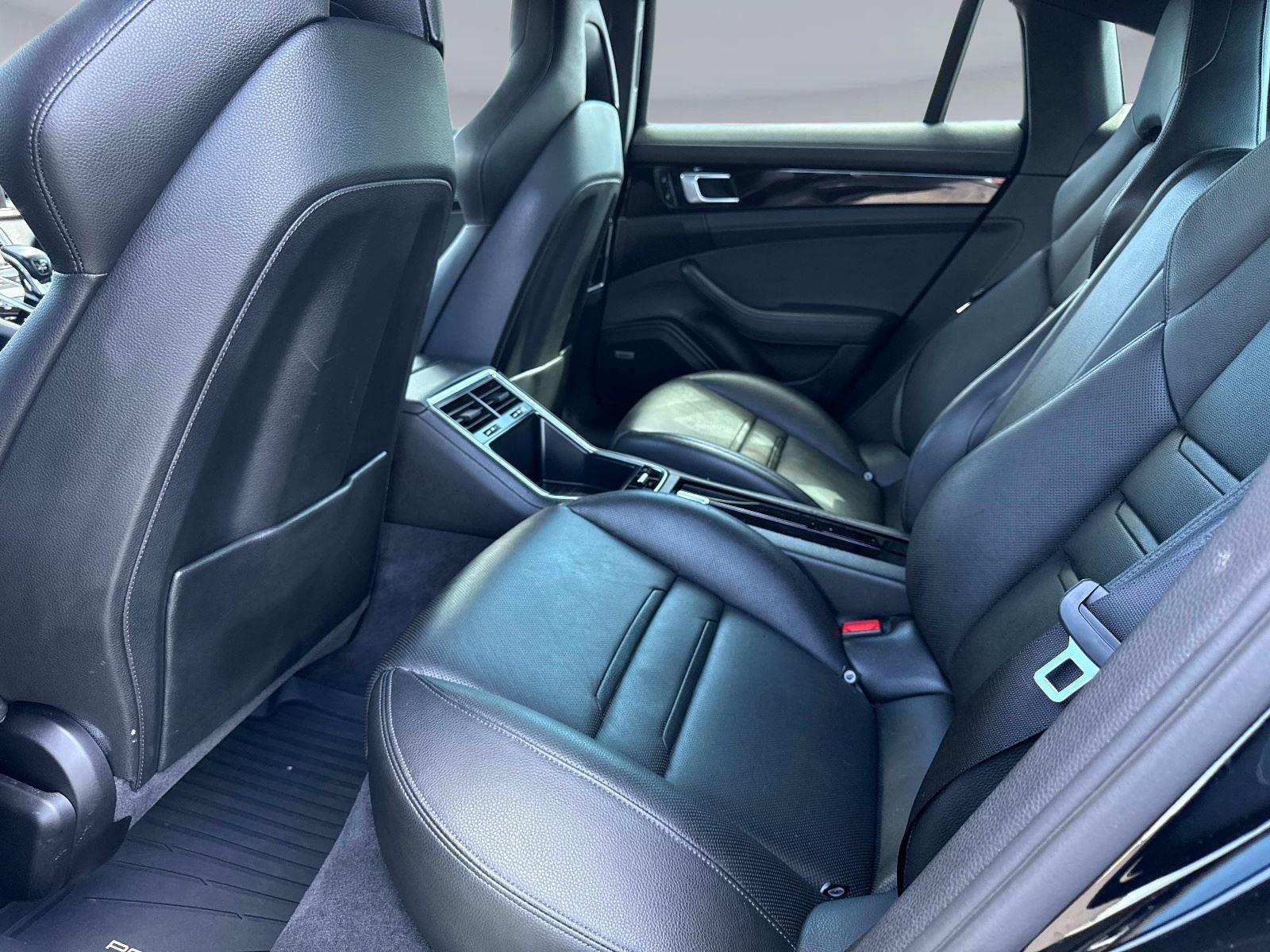 2020 Porsche Panamera 4 E-Hybrid