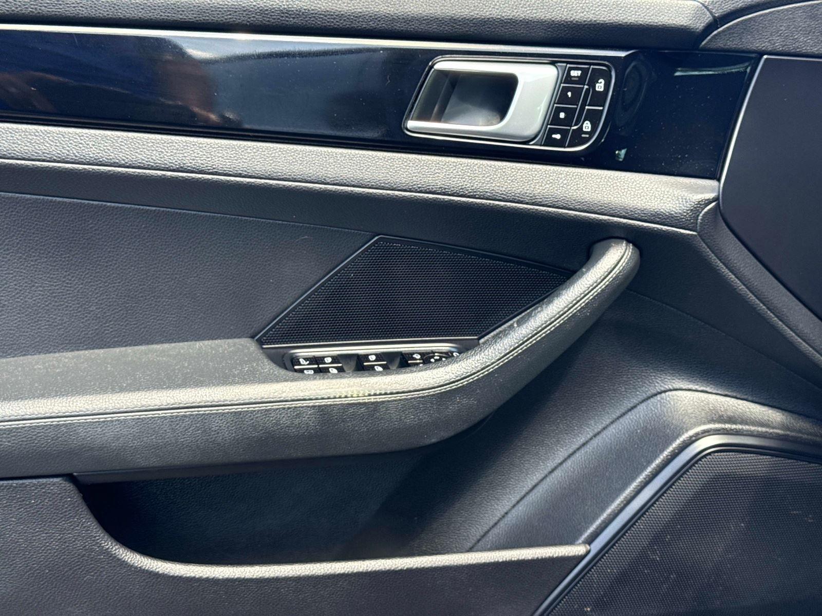 2020 Porsche Panamera 4 E-Hybrid