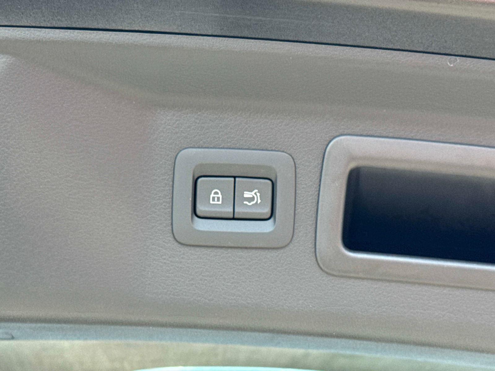2026 Mazda CX-90 Select