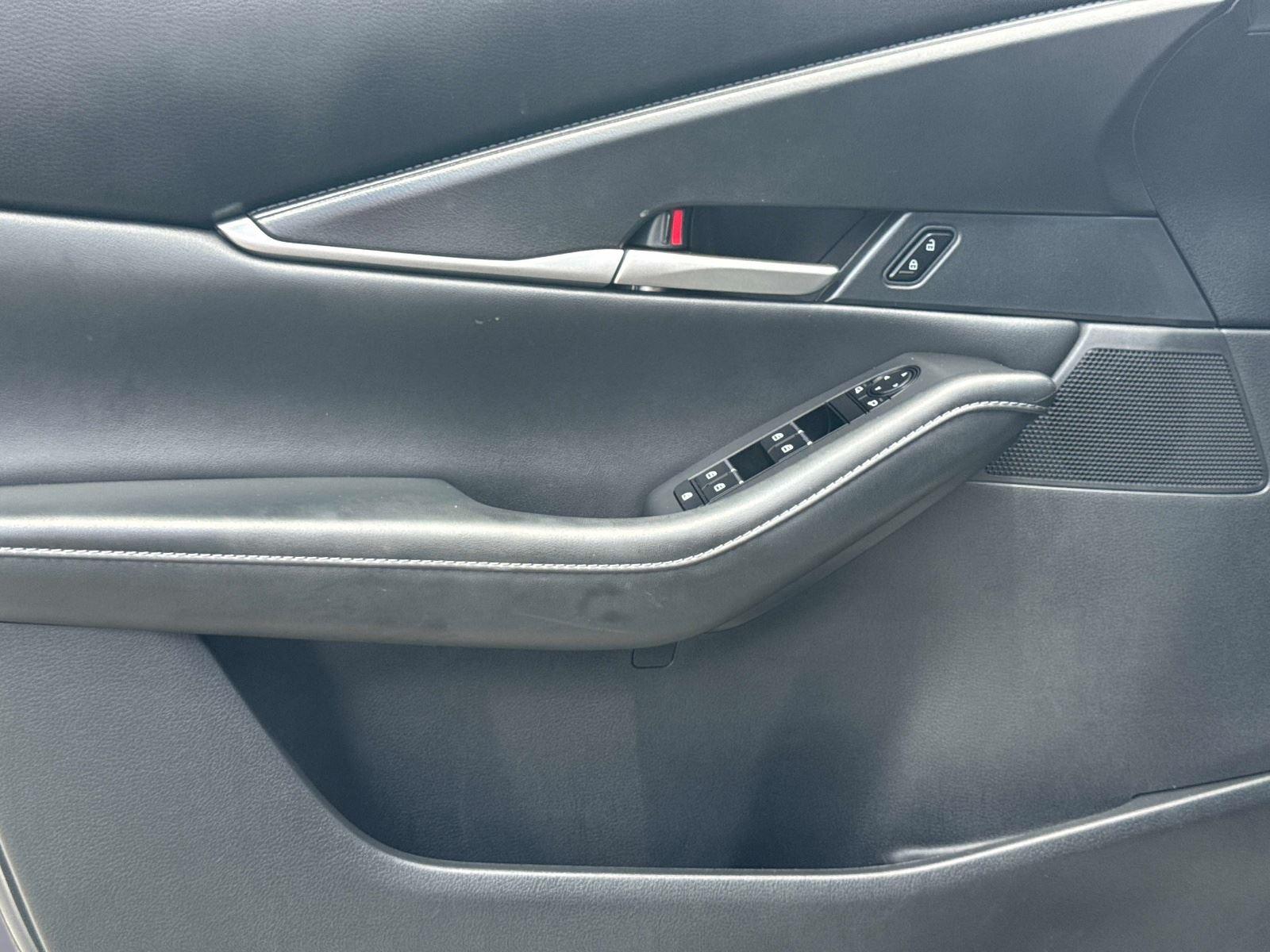 2022 Mazda CX-30 2.5 S Select Package