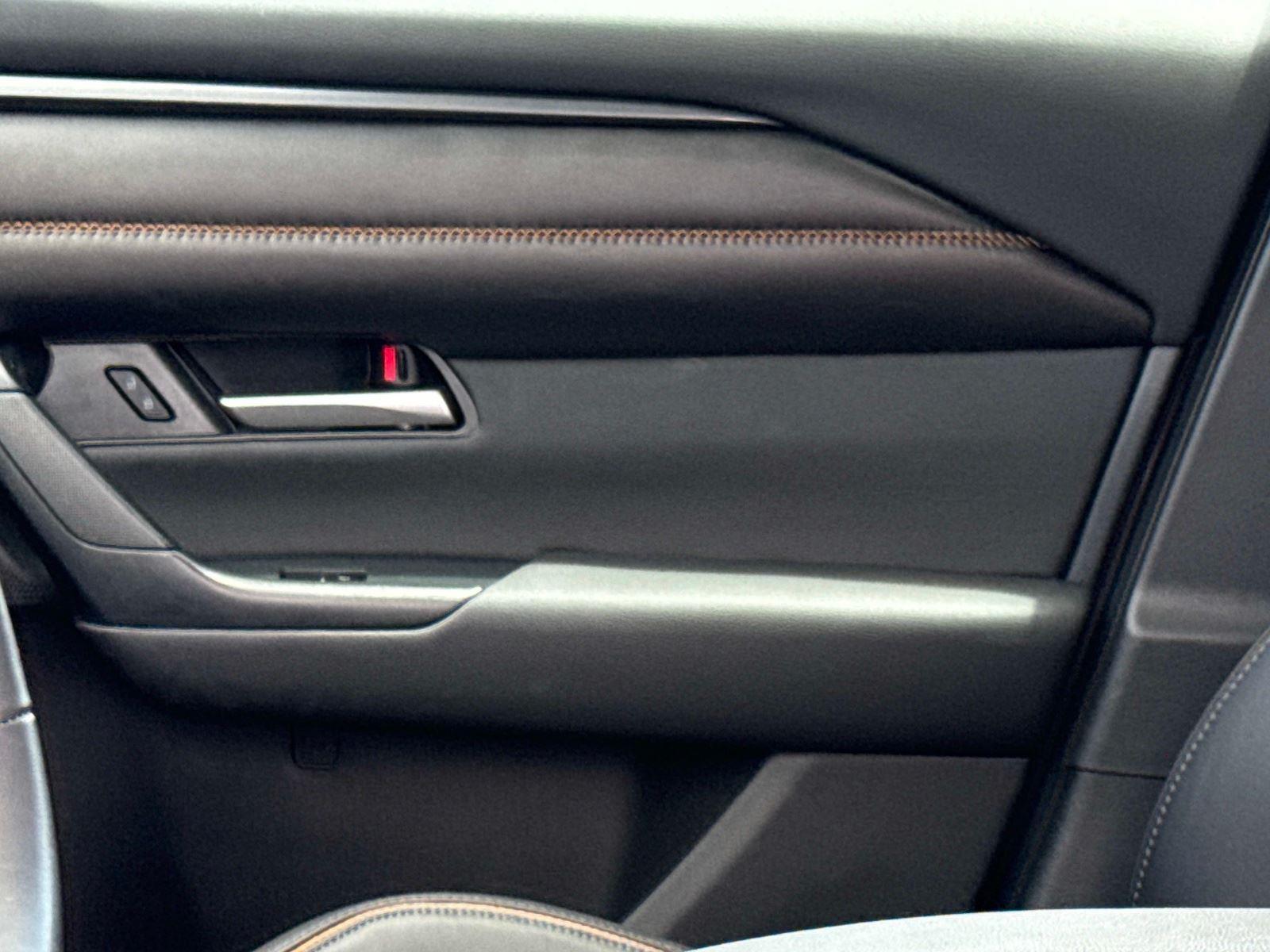 2026 Mazda CX-50 Hybrid Premium