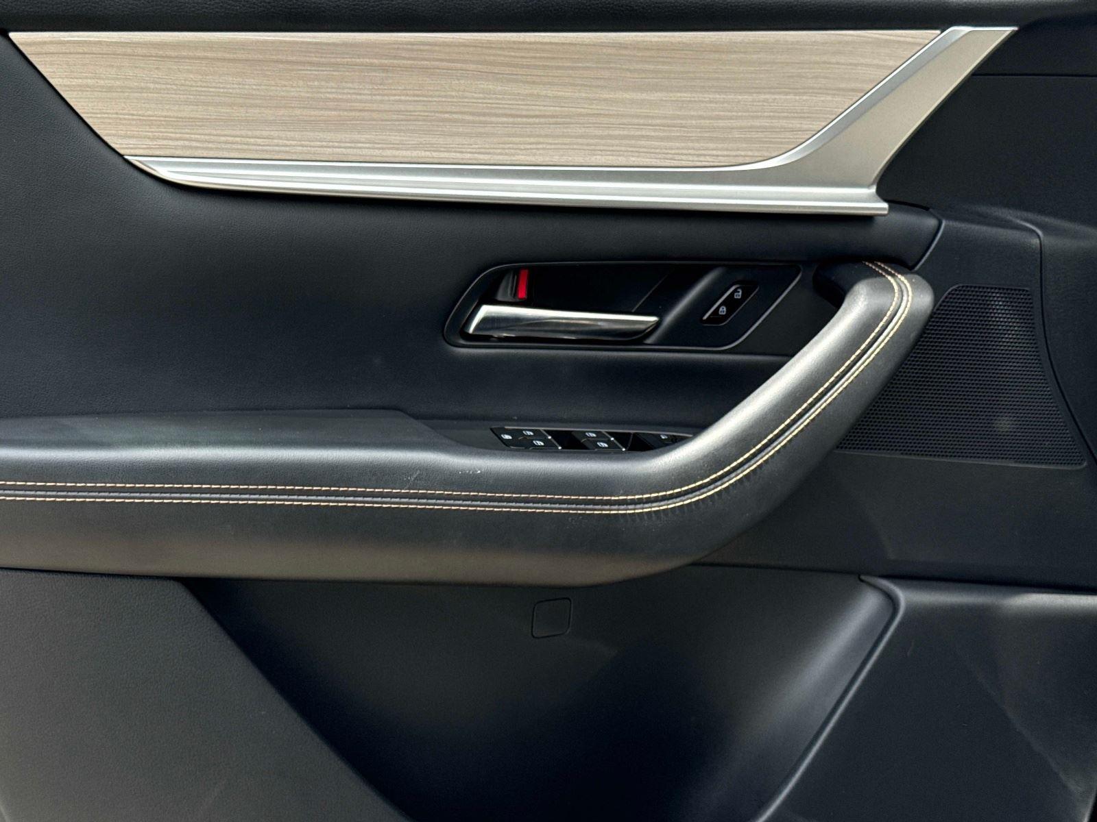 2025 Mazda CX-90 Preferred Package