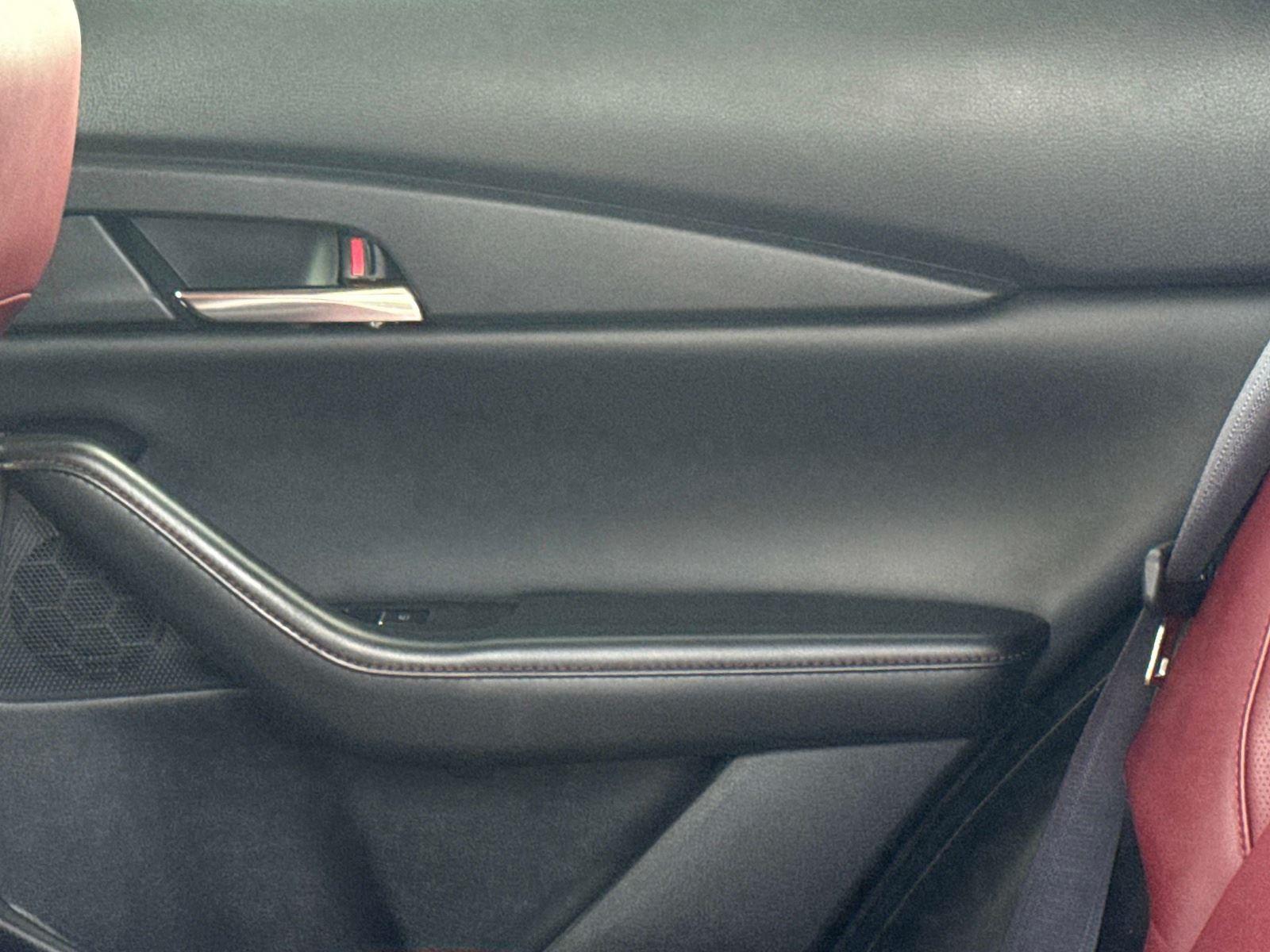 2024 Mazda CX-30 2.5 S Carbon Edition