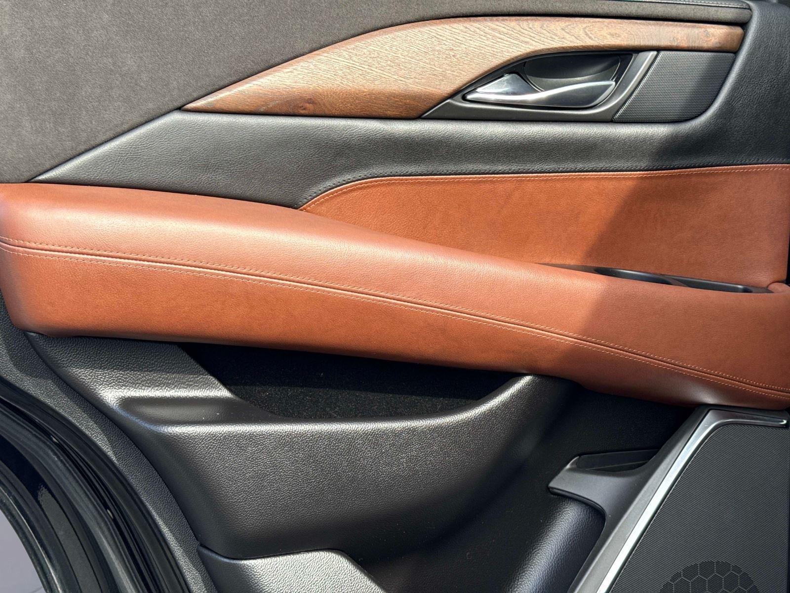 2017 Cadillac Escalade Premium Luxury