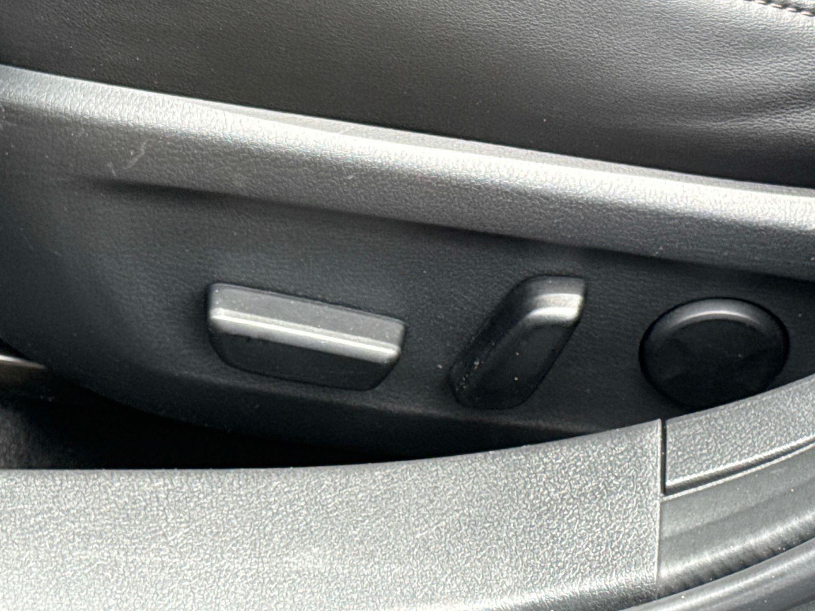 2023 Mazda Mazda3 Hatchback 2.5 S Premium