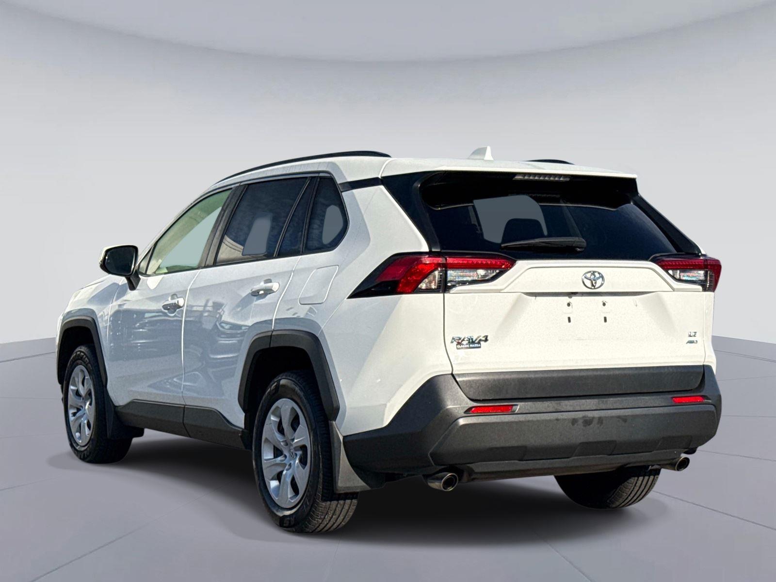 2019 Toyota RAV4 LE