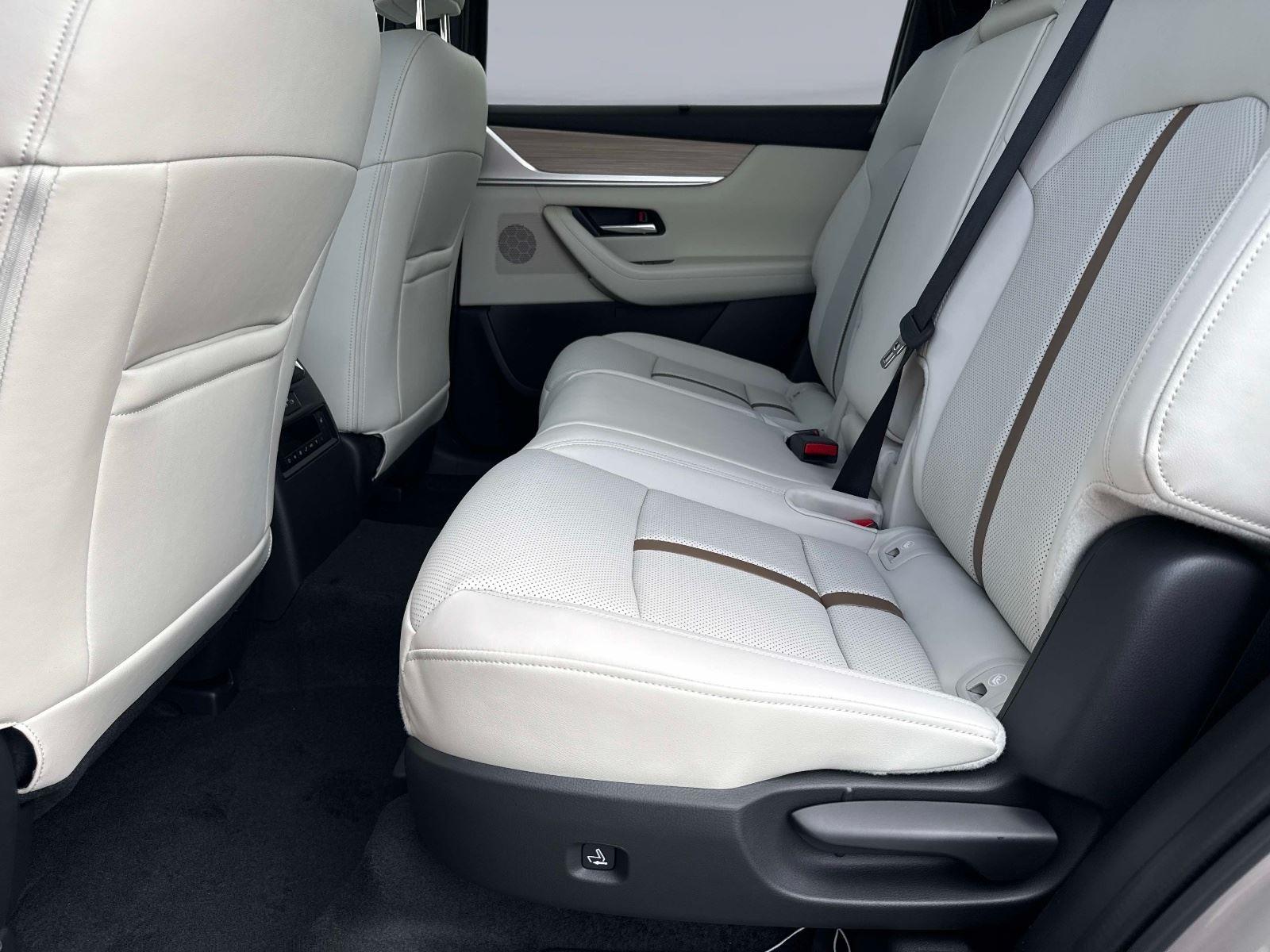 2026 Mazda CX-90 Premium Plus