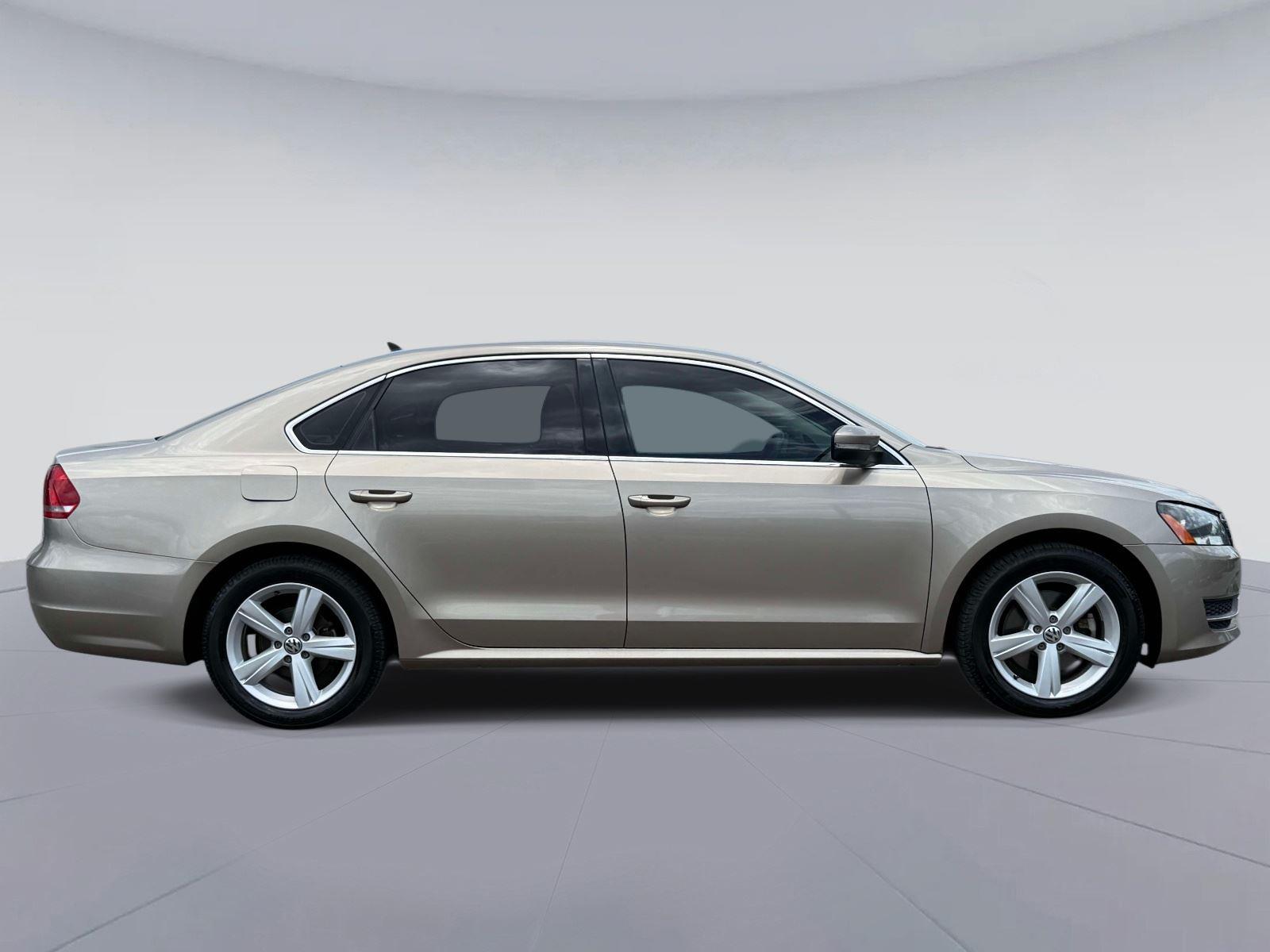 2015 Volkswagen Passat 1.8T SE