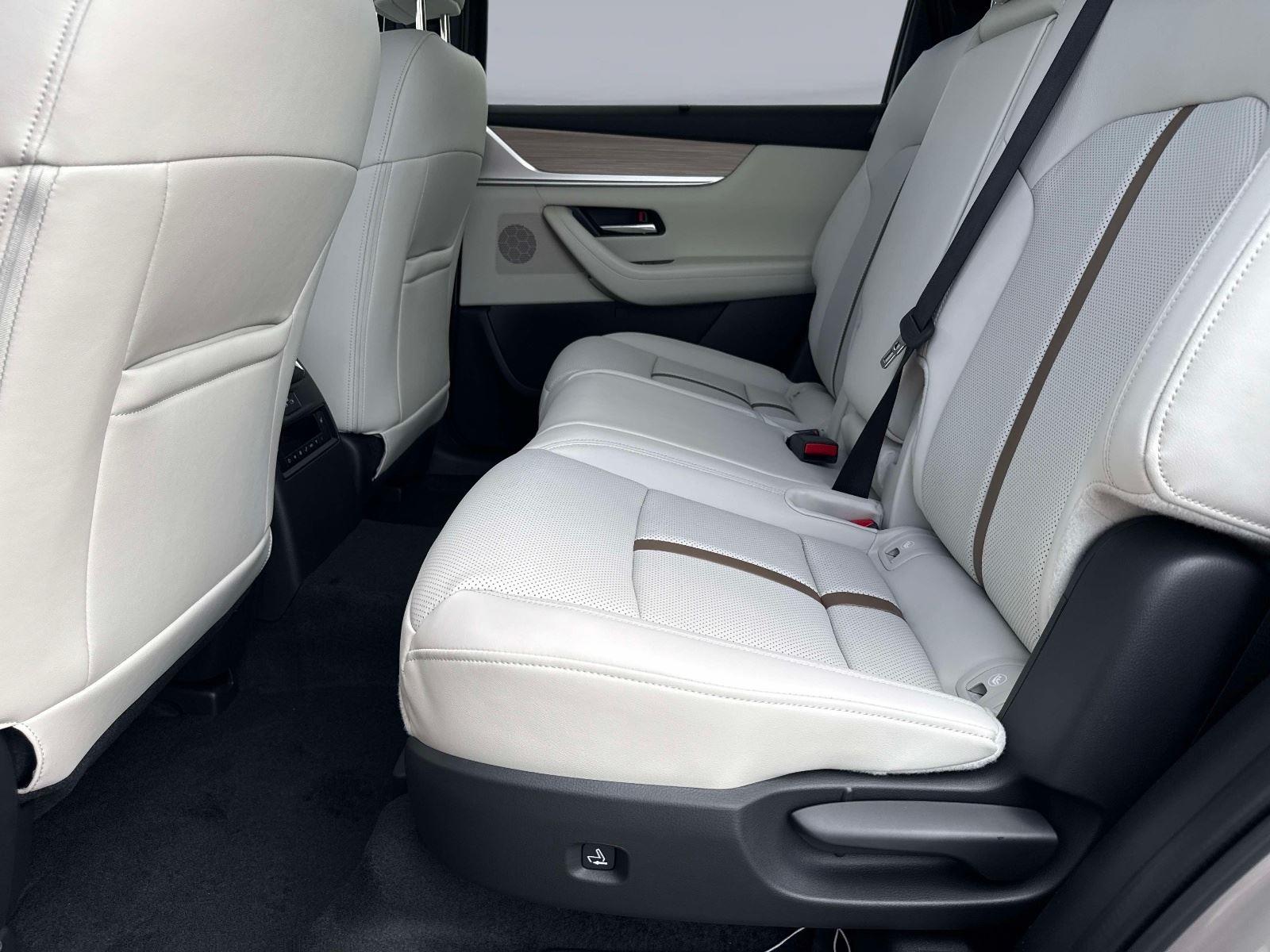 2026 Mazda CX-90 Premium Plus
