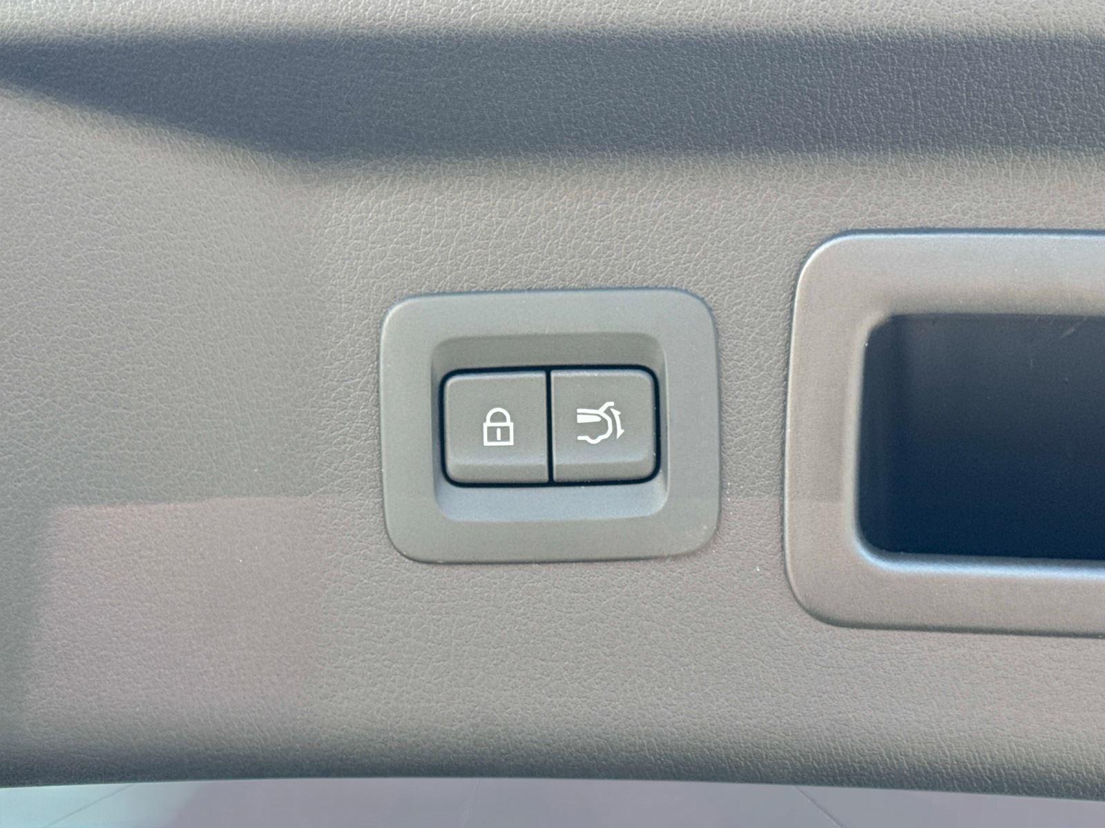2026 Mazda CX-90 Select
