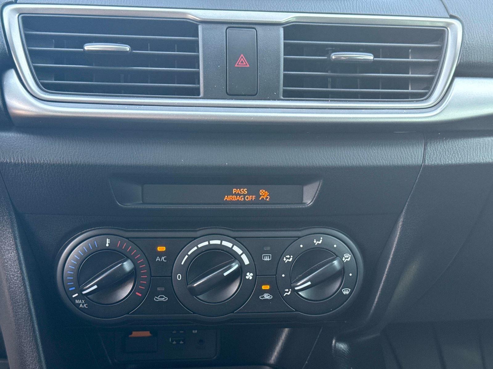 2018 Mazda Mazda3 5-Door Sport