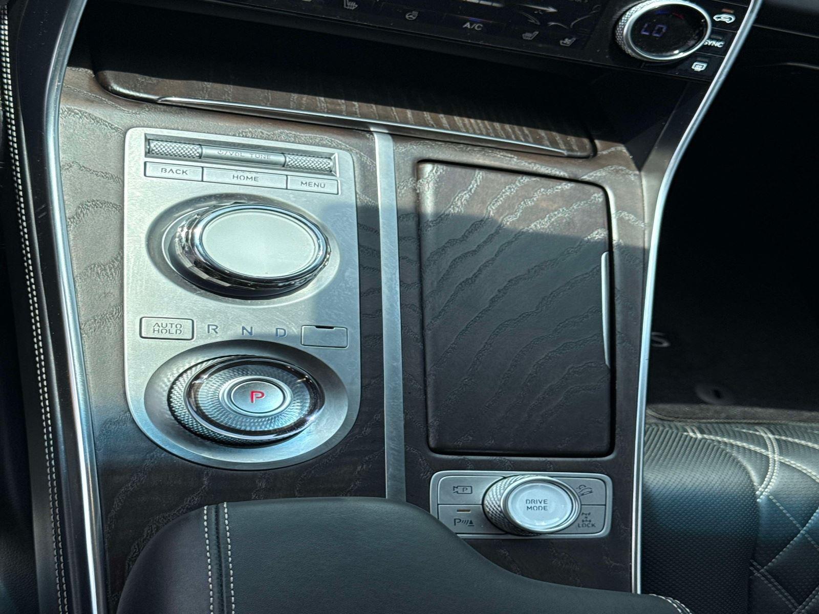 2024 Genesis GV80