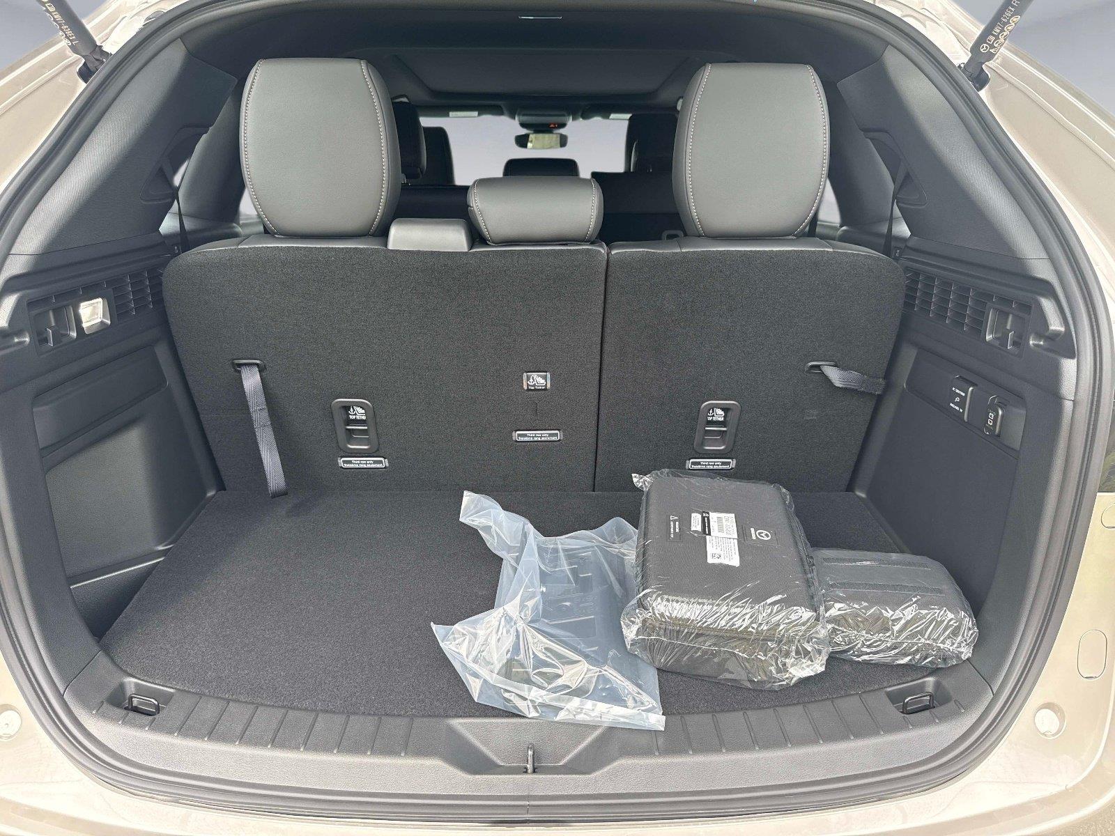 2026 Mazda CX-90 Premium Plus