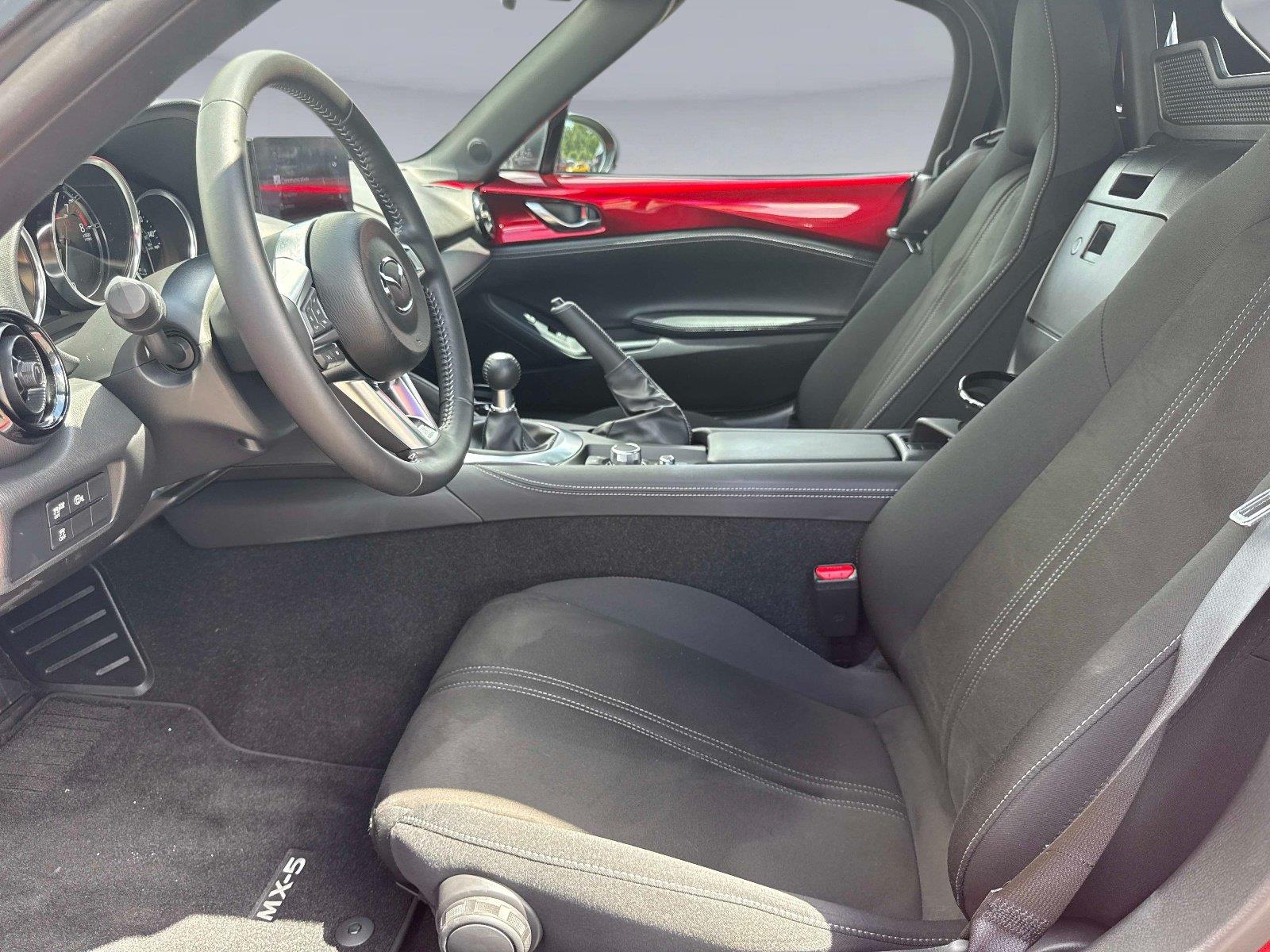 2025 Mazda MX-5 Miata Club