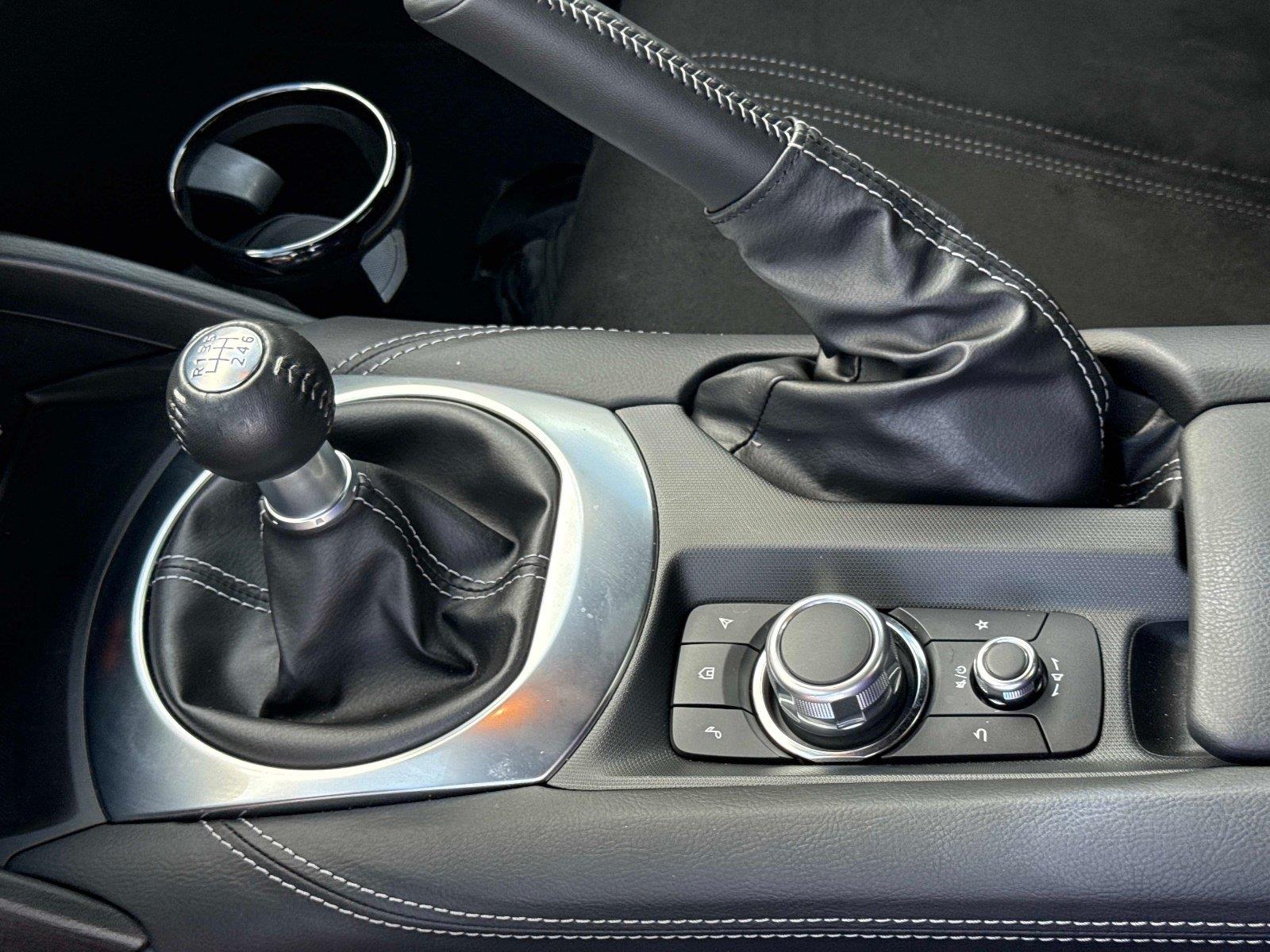 2025 Mazda MX-5 Miata Club