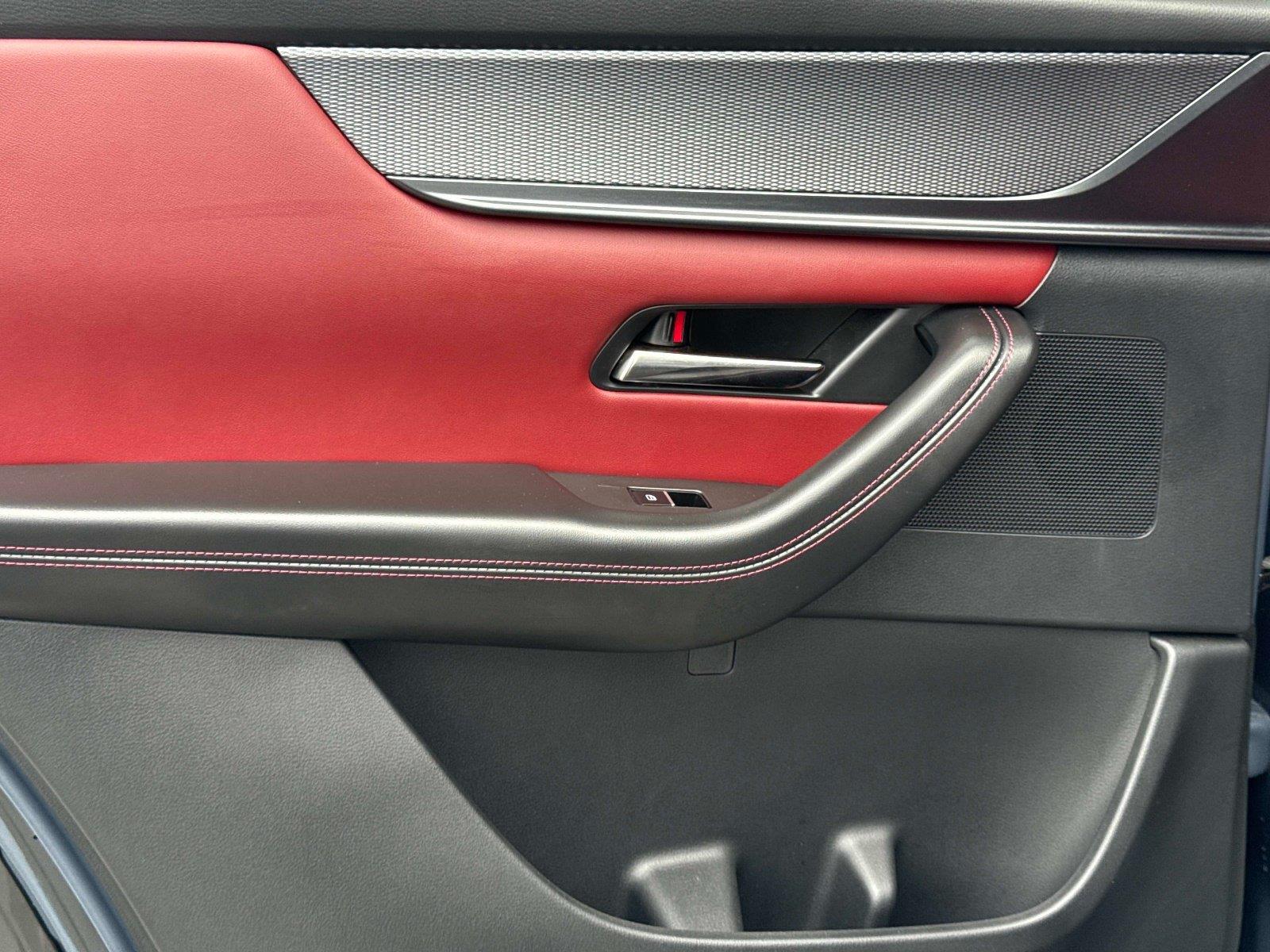 2025 Mazda CX-70 PHEV Premium Plus Package