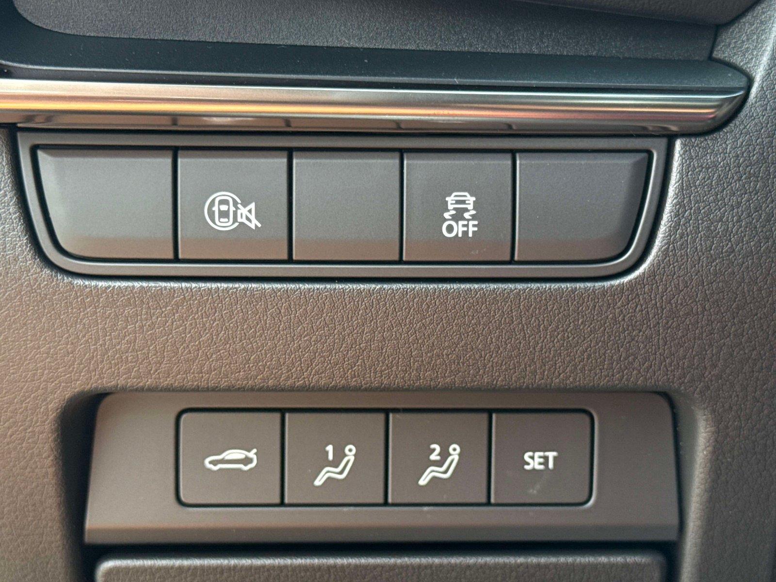 2026 Mazda Mazda3 Sedan 2.5 S Carbon Edition
