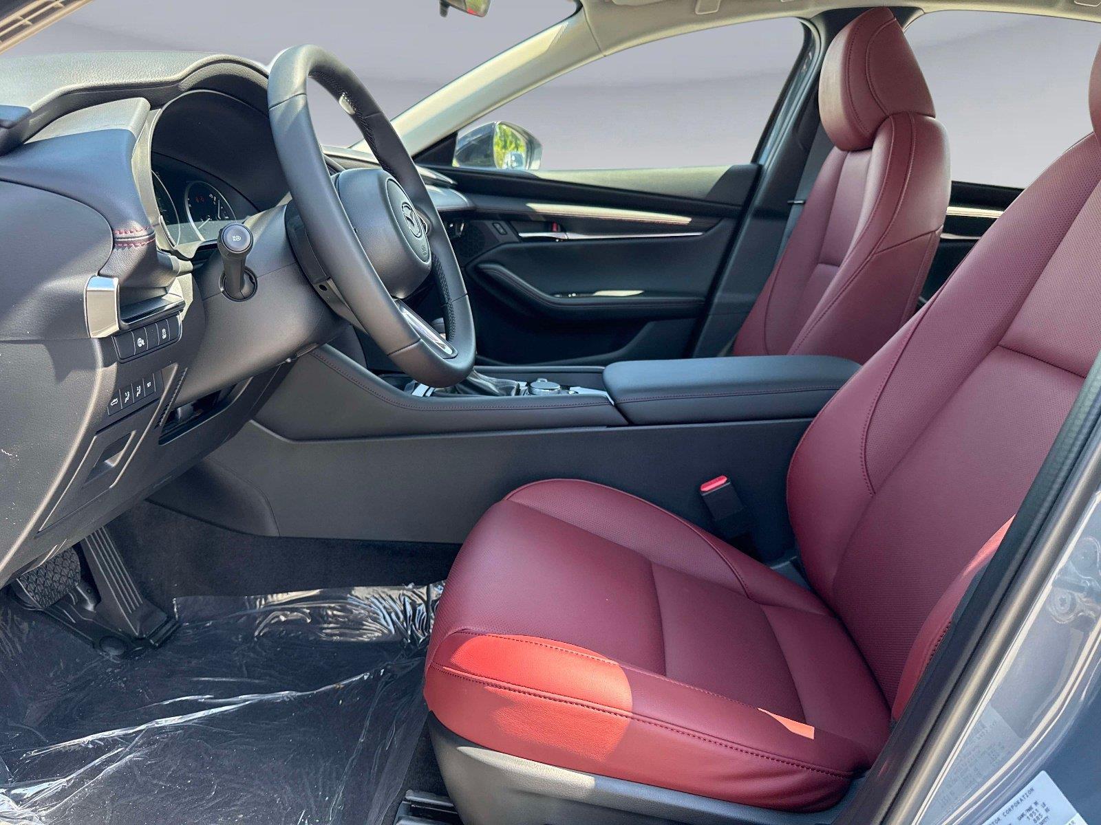 2026 Mazda Mazda3 Sedan 2.5 S Carbon Edition