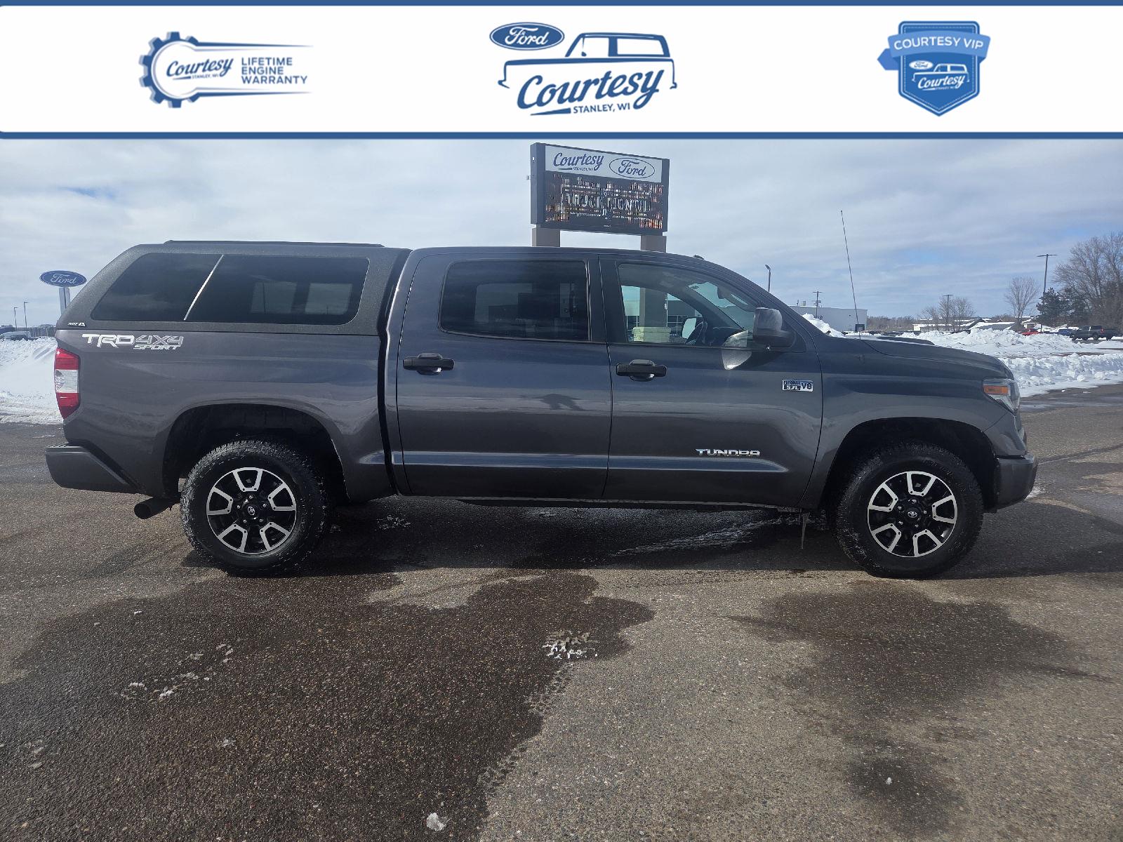 2018 Toyota Tundra SR5 CrewMax 5.7L FFV 4WD