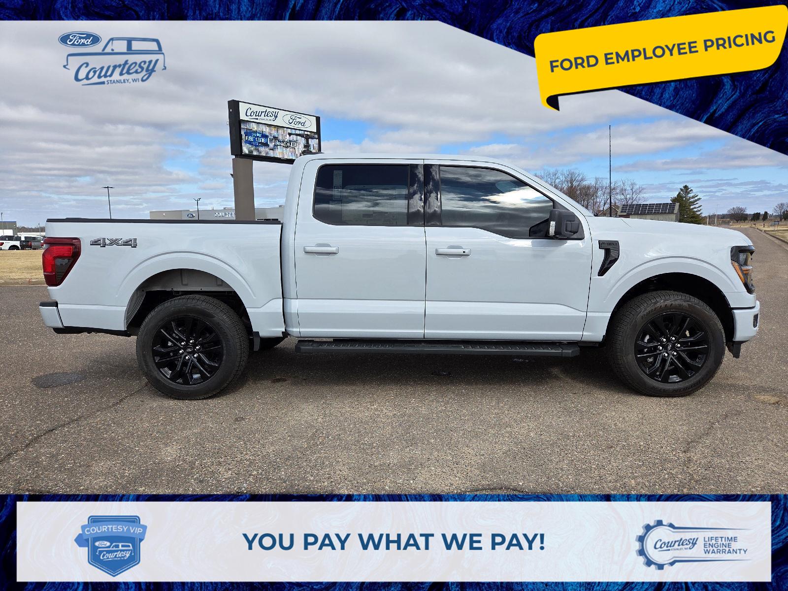 Space White Metallic 2025 Ford F-150 XLT SuperCrew 4WD Pickup Truck Four-Wheel Drive Automatic