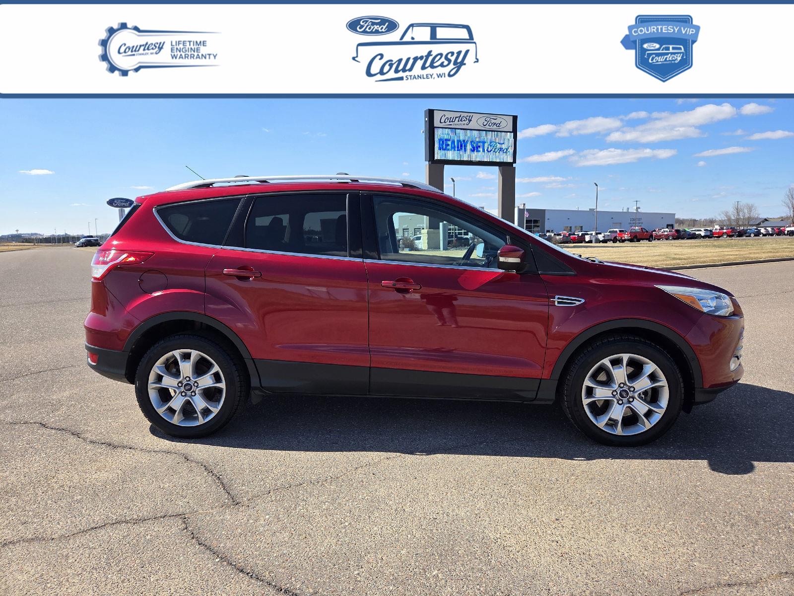 Ruby Red Metallic Tinted Clearcoat 2016 Ford Escape Titanium AWD SUV / Crossover All-Wheel Drive 6-Speed Automatic