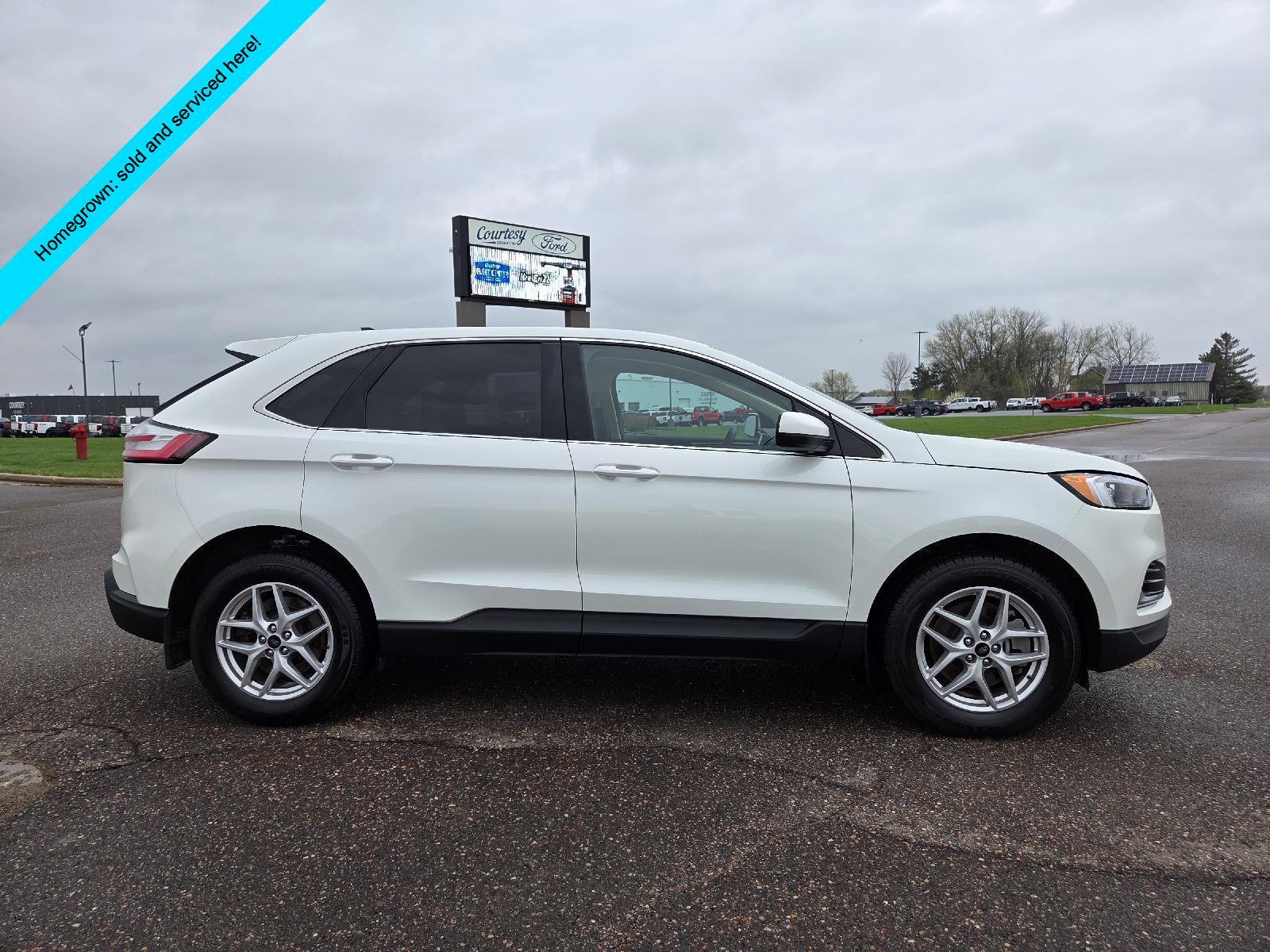 Star White Metallic Tri-Coat 2023 Ford Edge SUV / Crossover All-Wheel Drive 8-Speed Automatic
