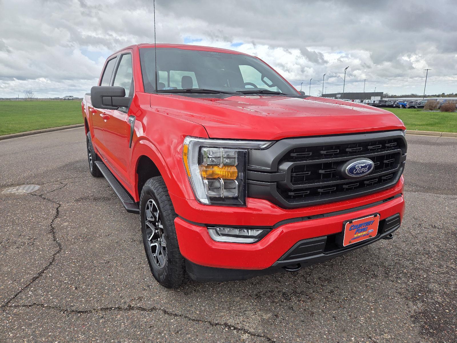 View vehicle photo 2