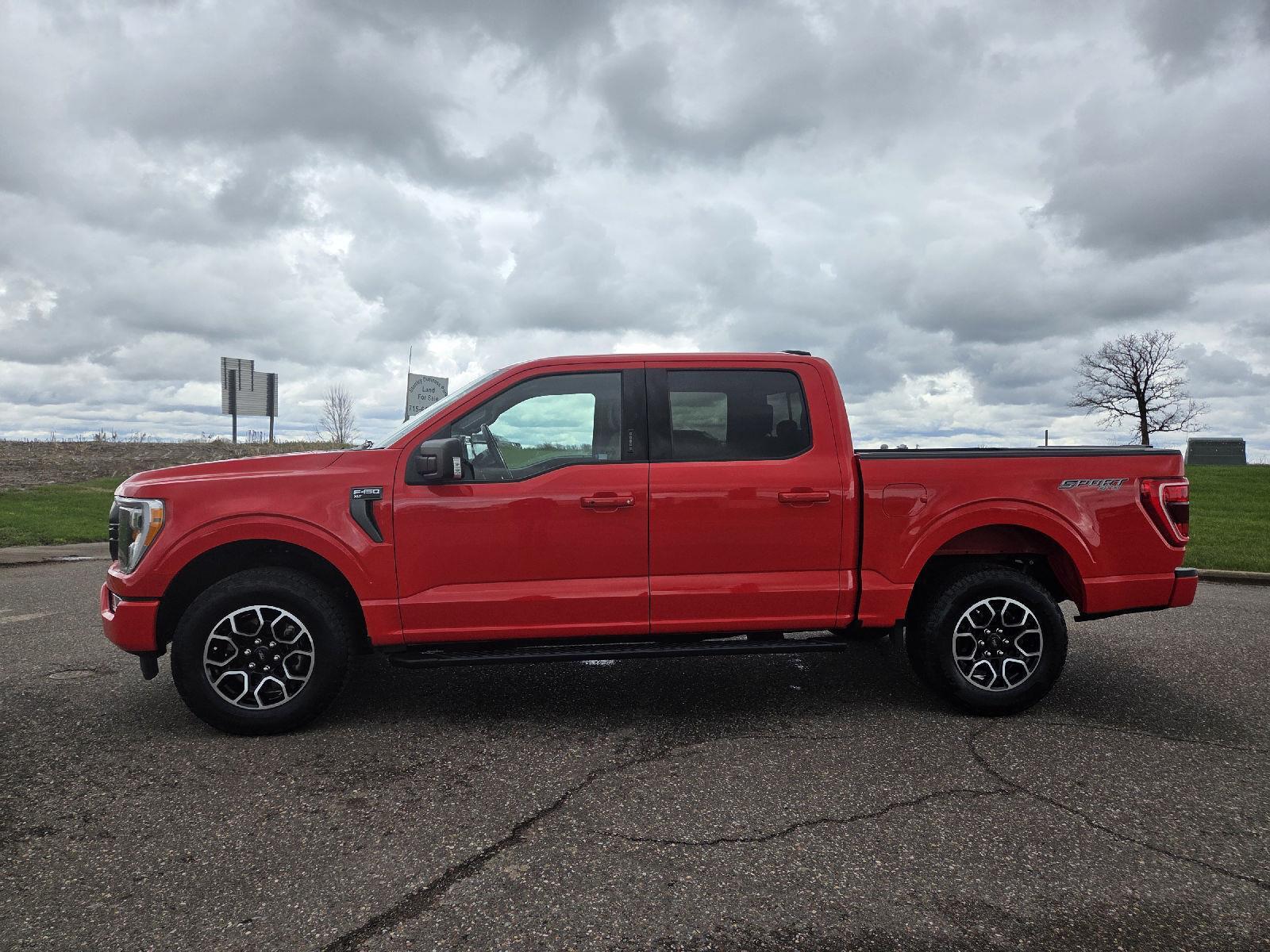View vehicle photo 5