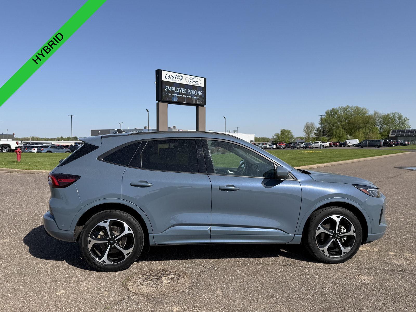  2023 Ford Escape Hybrid ST-Line Elite AWD   