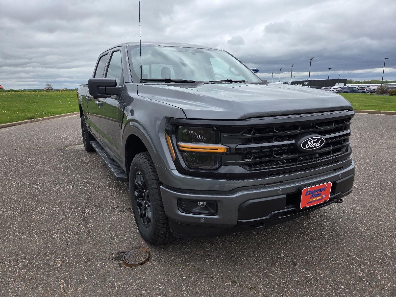 View vehicle photo 2