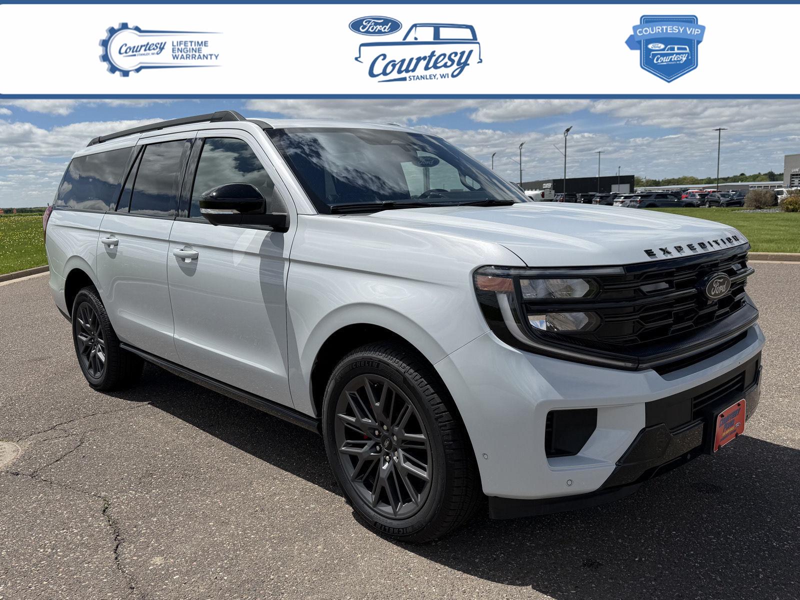 Space Silver Metallic 2025 Ford Expedition SUV / Crossover Four-Wheel Drive Automatic