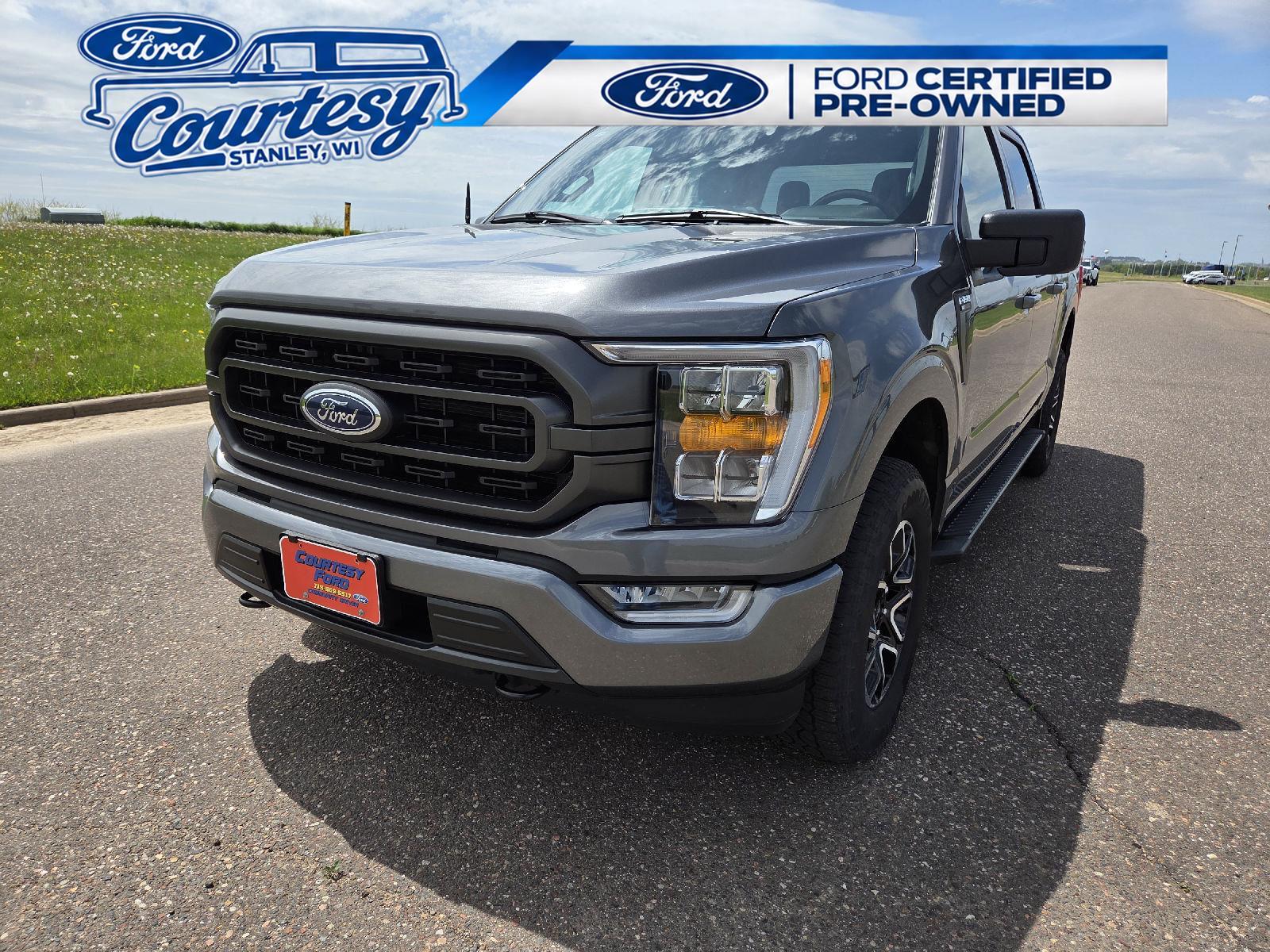  2023 Ford F-150 XLT SuperCrew 4WD   