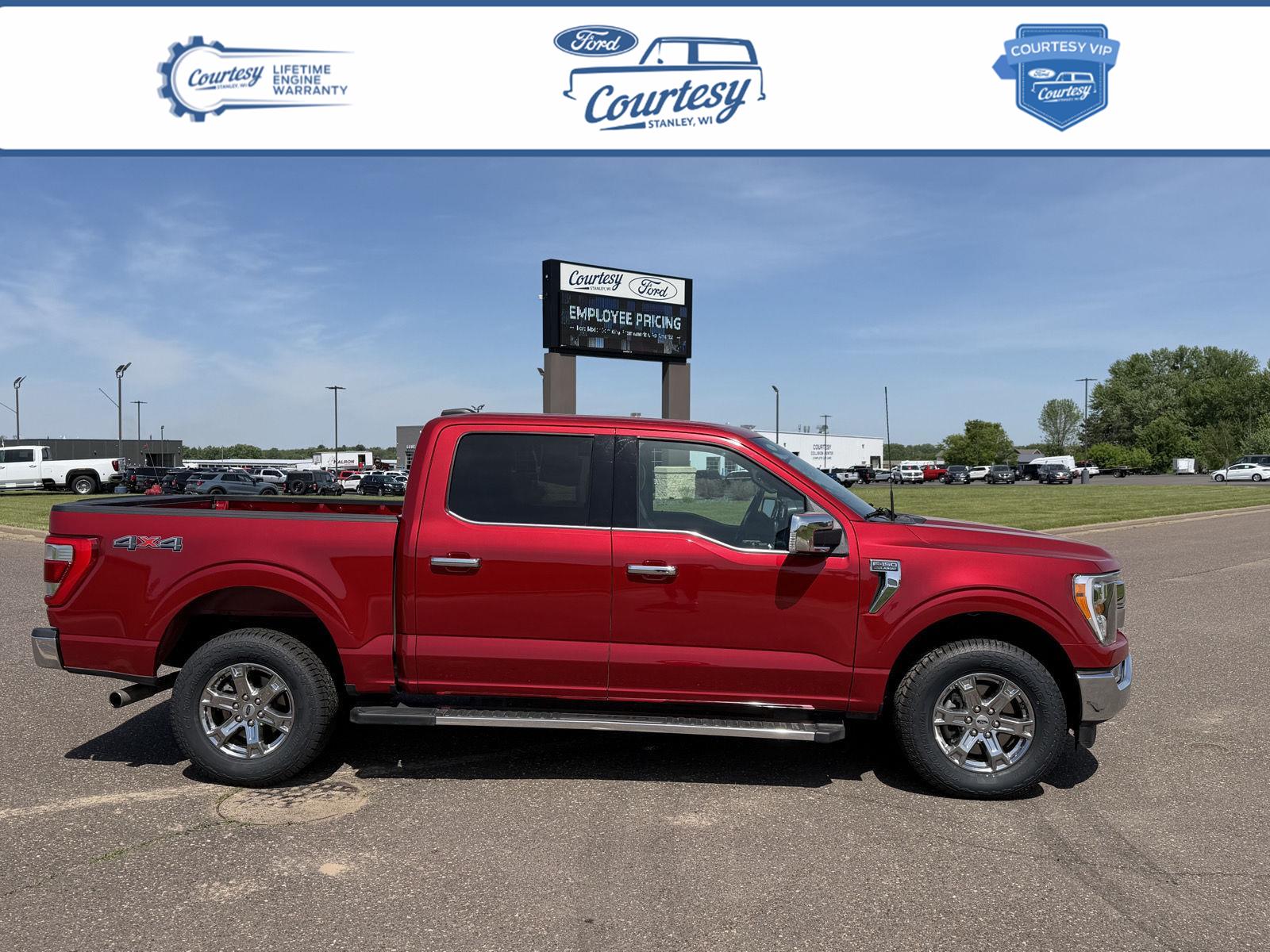 Rapid Red Metallic Tinted Clearcoat 2023 Ford F-150 Pickup Truck Four-Wheel Drive Automatic