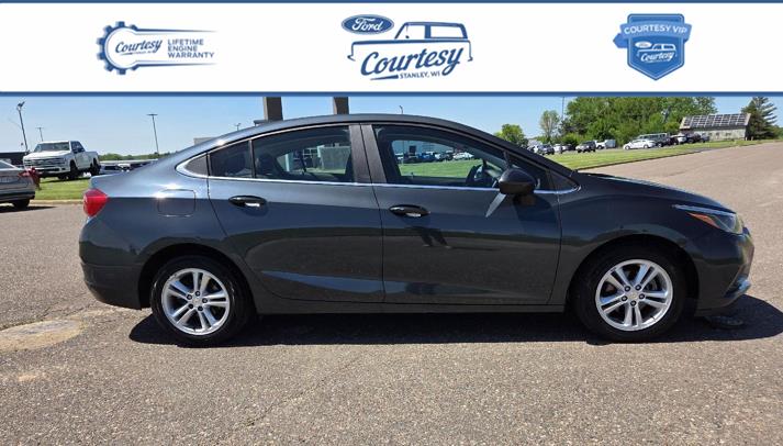 2017 Chevrolet Cruze LT Sedan FWD