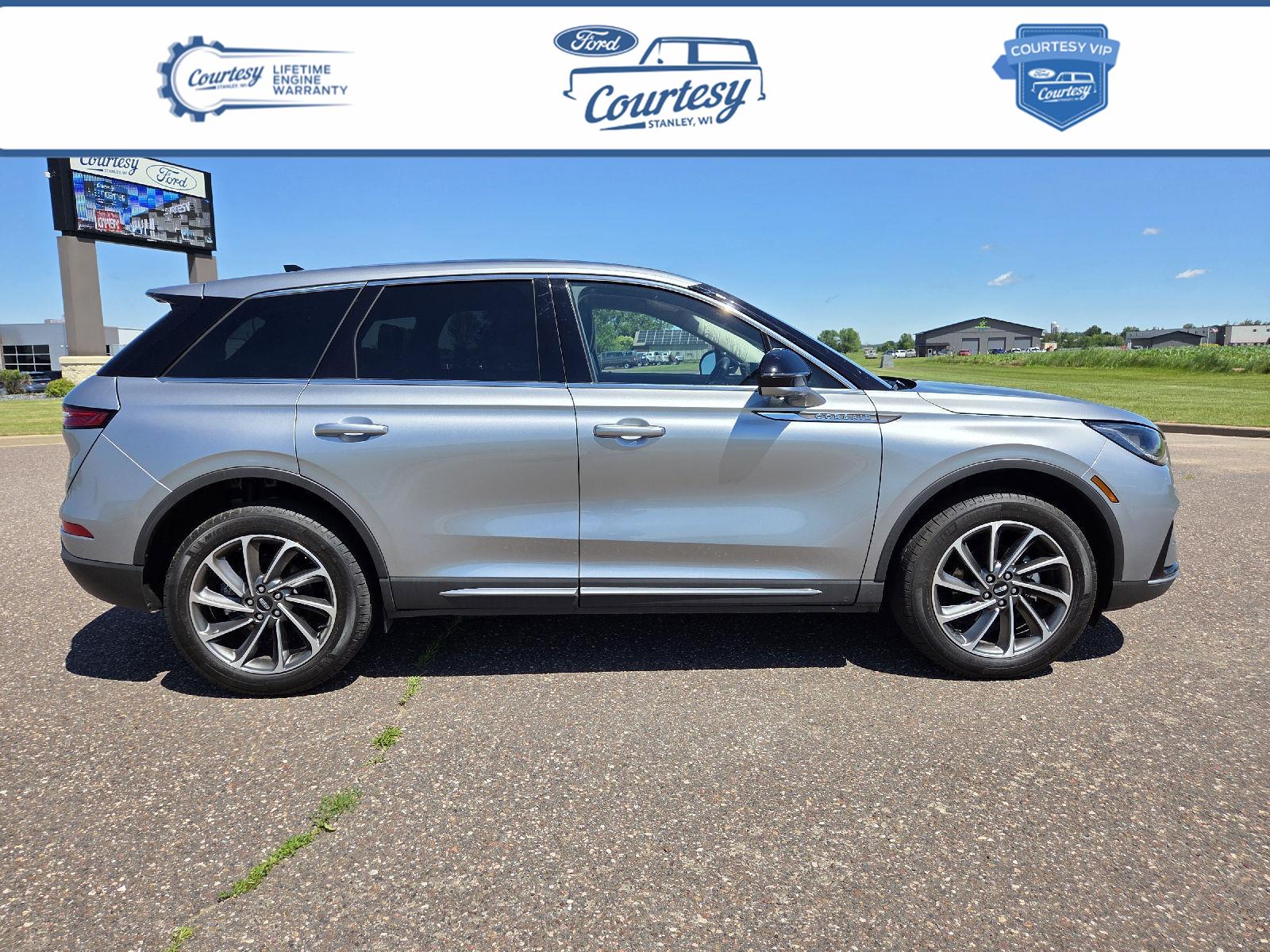  2024 Lincoln Corsair Premiere AWD   