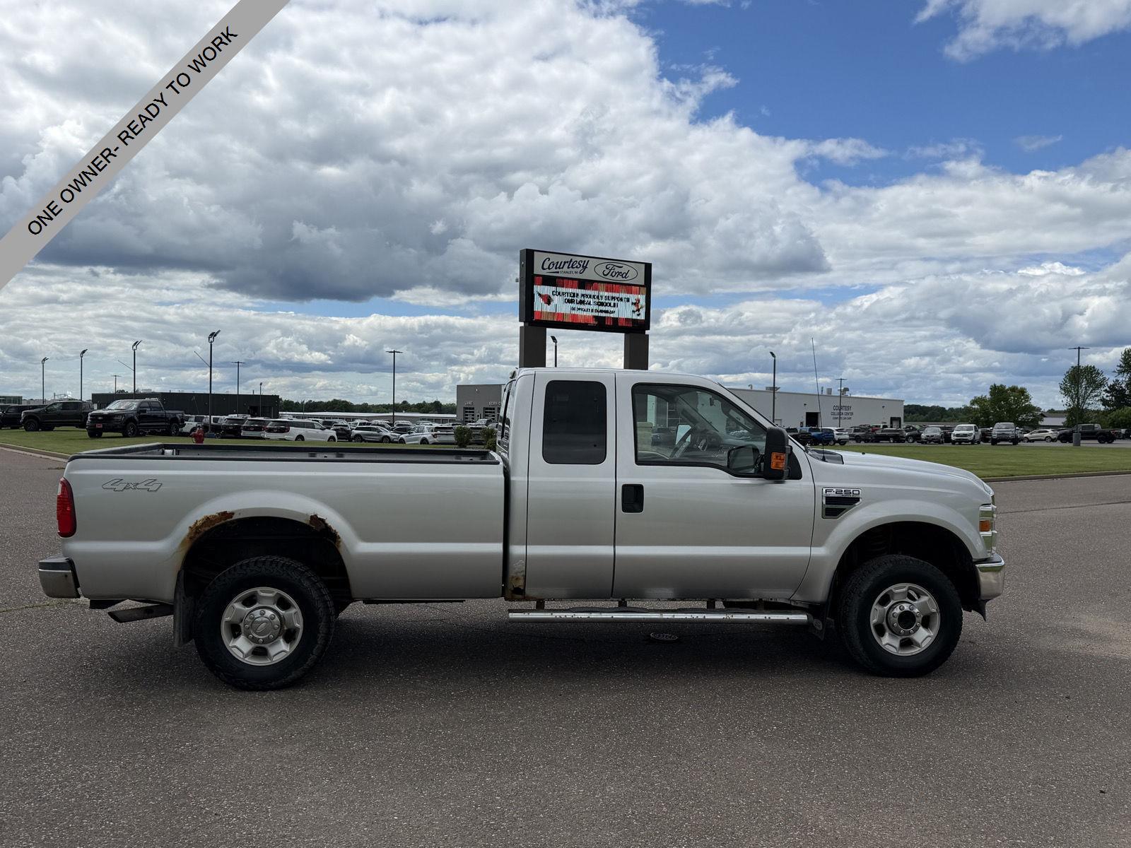2010 Ford F-250 Super Duty XL SuperCab 4WD